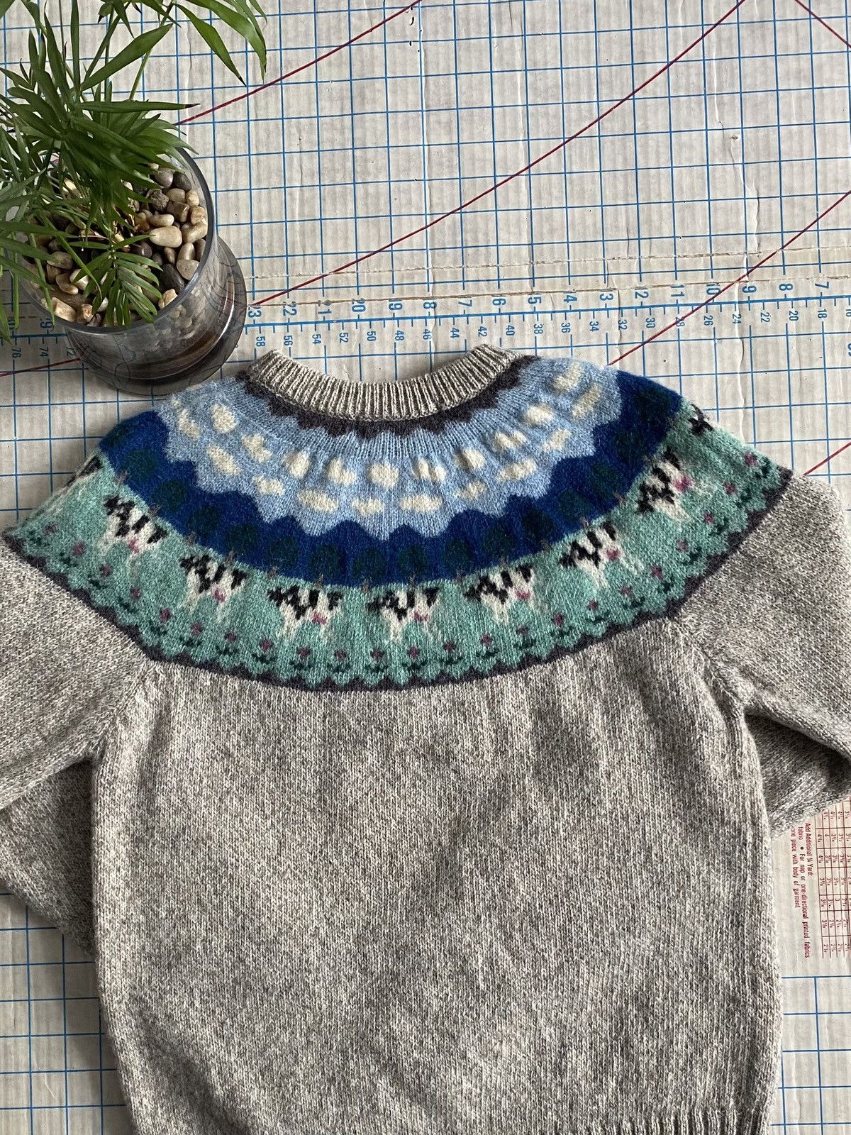 Eddie Bauer Vintage Eddie Bauer Cow Motif Knit Sweater Womens Large Size L / US 10 / IT 46 - 8 Thumbnail