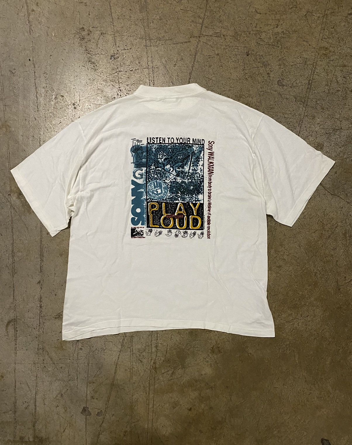 Vintage Body Glove Sony Walkman 90s t shirt