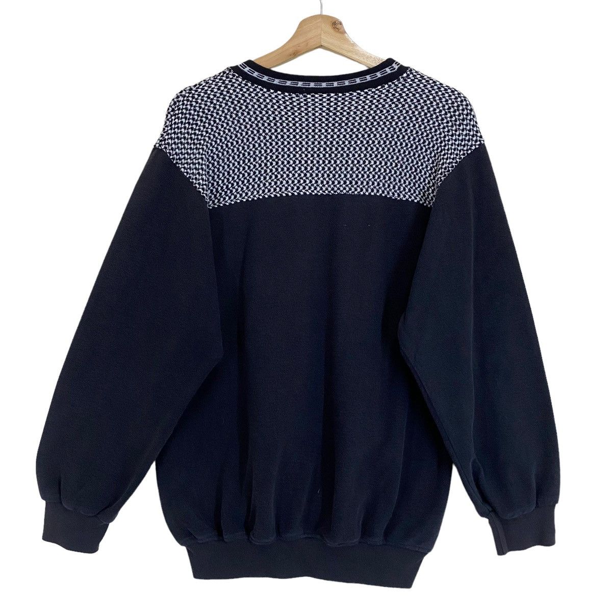 Japanese Brand Vintage 90s Royal Queens Polo Team Crewneck Sweatshirts Size US M / EU 48-50 / 2 - 7 Thumbnail
