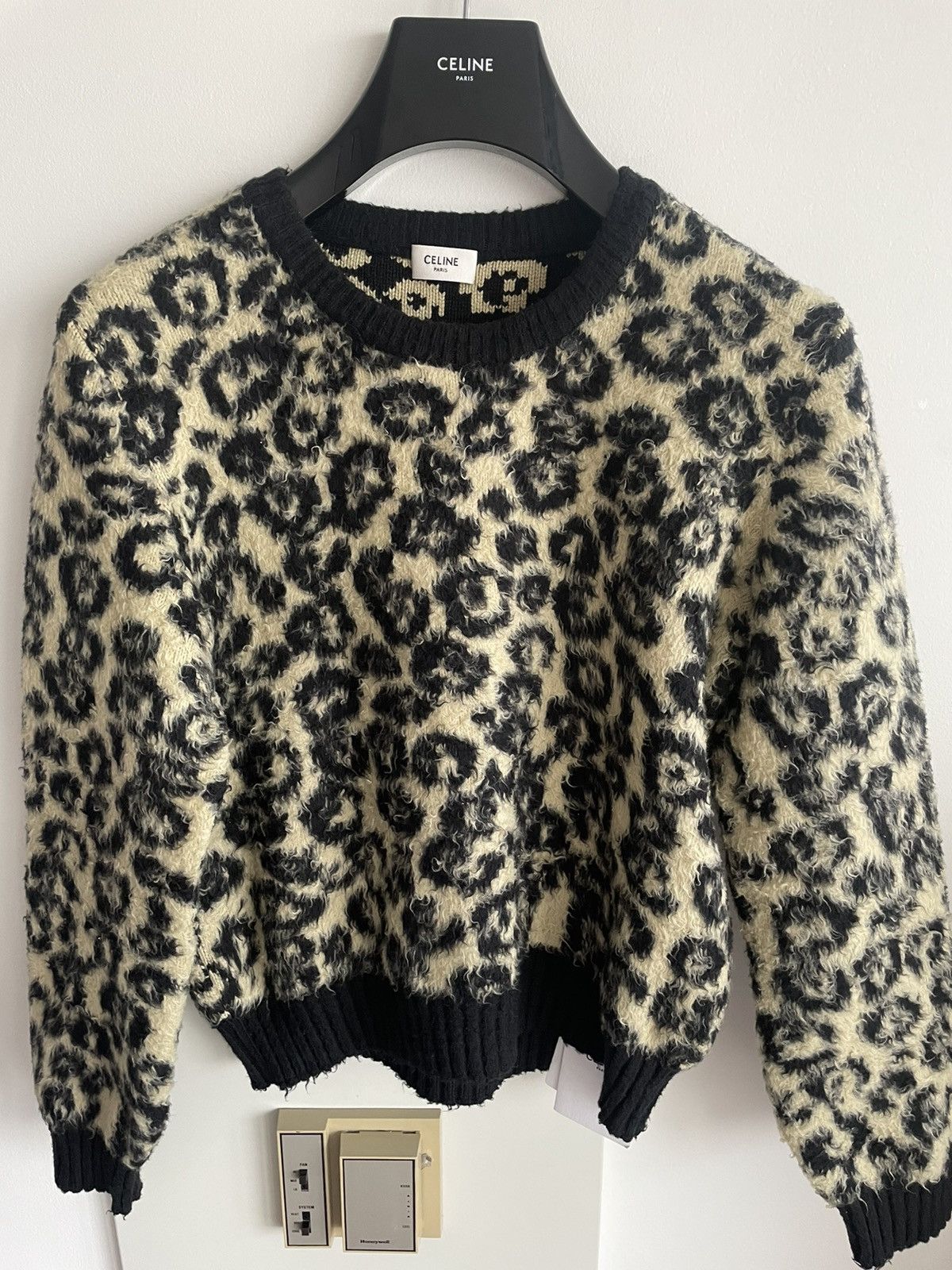 Celine × Hedi Slimane Celine Hedi Slimane Runway Sweater Leopard Size US M / EU 48-50 / 2 - 19 Thumbnail