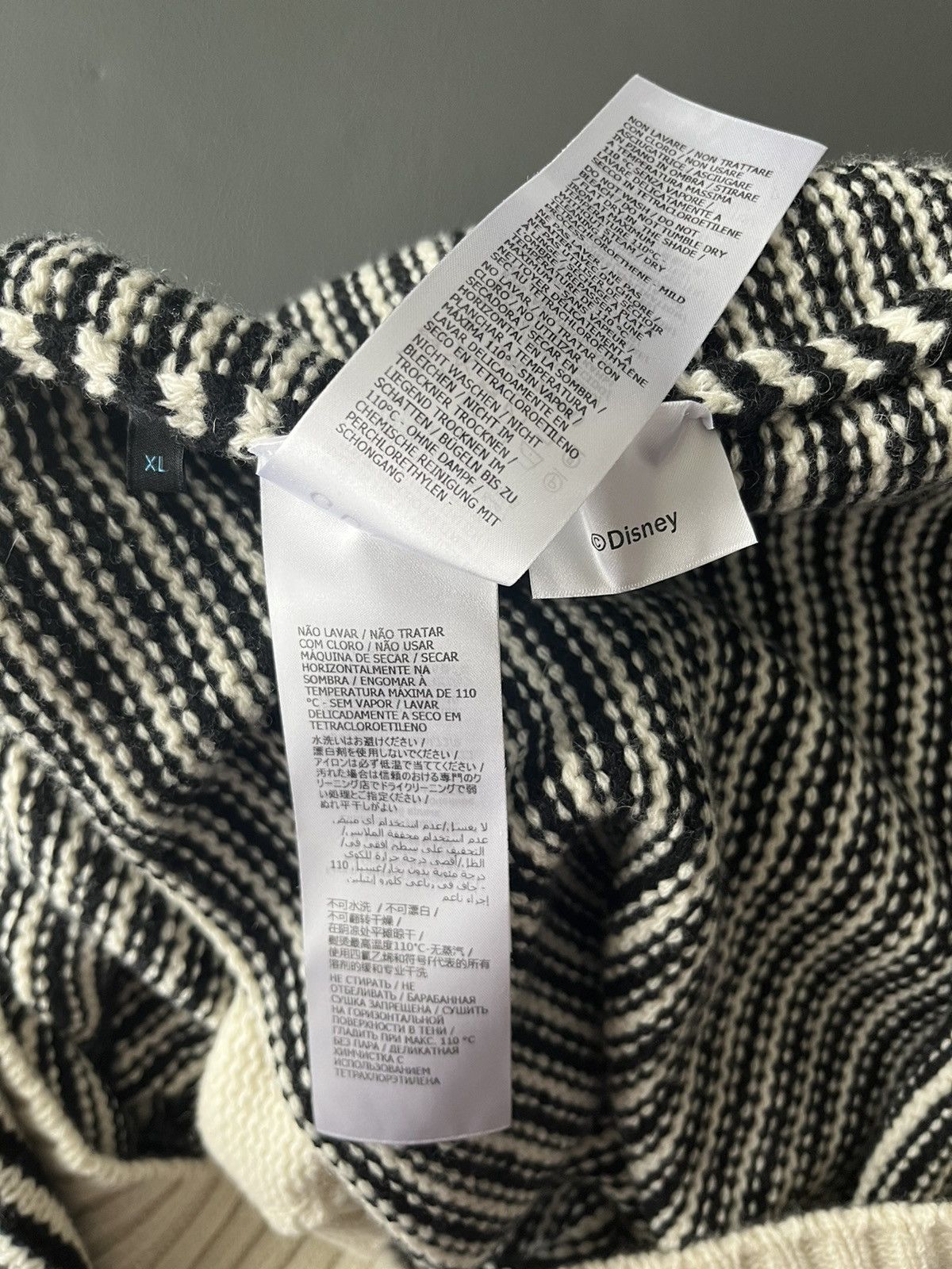 Disney × Gucci $2,800 BrandNew Runway Gucci LimitedEdition Cashmere Sweater Size US XL / EU 56 / 4 - 11 Thumbnail
