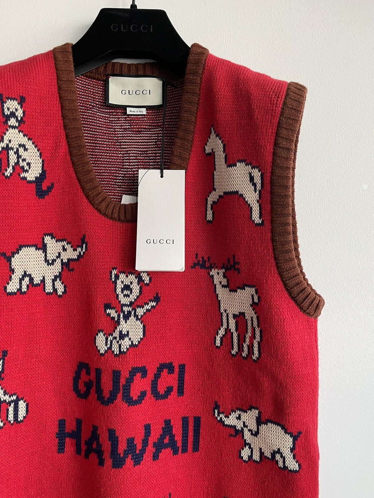 Gucci Brand NEW Super Runway Gucci Logo Vest Sweater Size US S / EU 44-46 / 1 - 23 Thumbnail