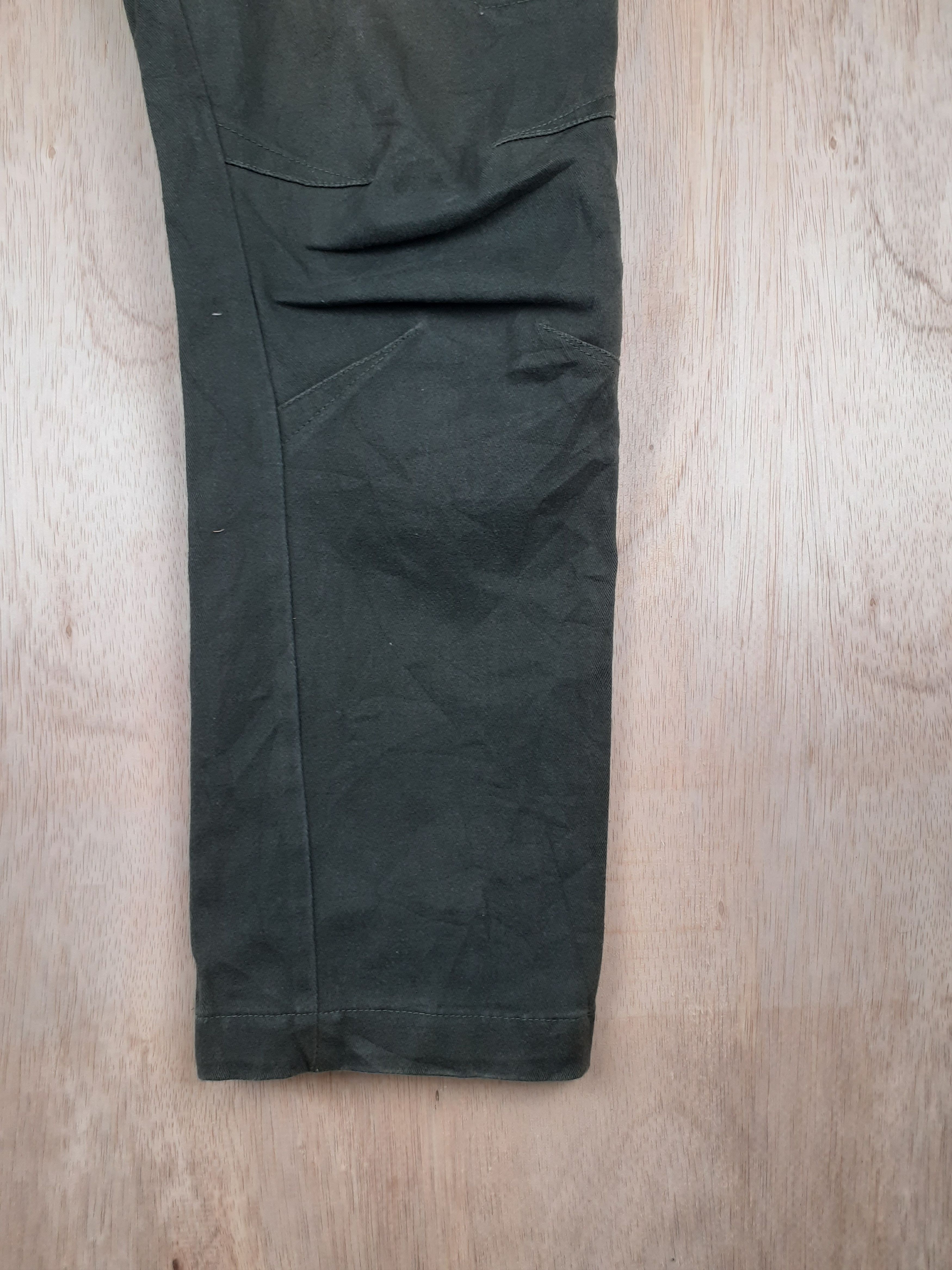 Faded Glory Field Core gray utility multi pocket cargo pants #S230 Size US 31 - 8 Thumbnail