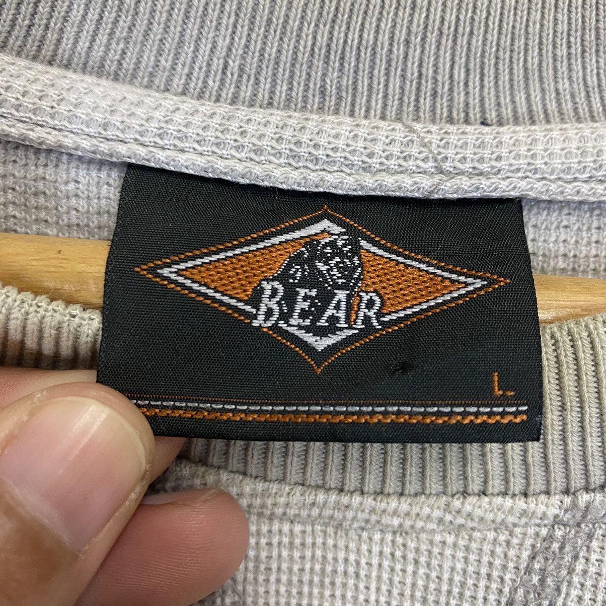 Golden Bear × Vintage Vintage 90s Bear Surf Crewneck Sweatshirt Size L Size US L / EU 52-54 / 3 - 9 Thumbnail