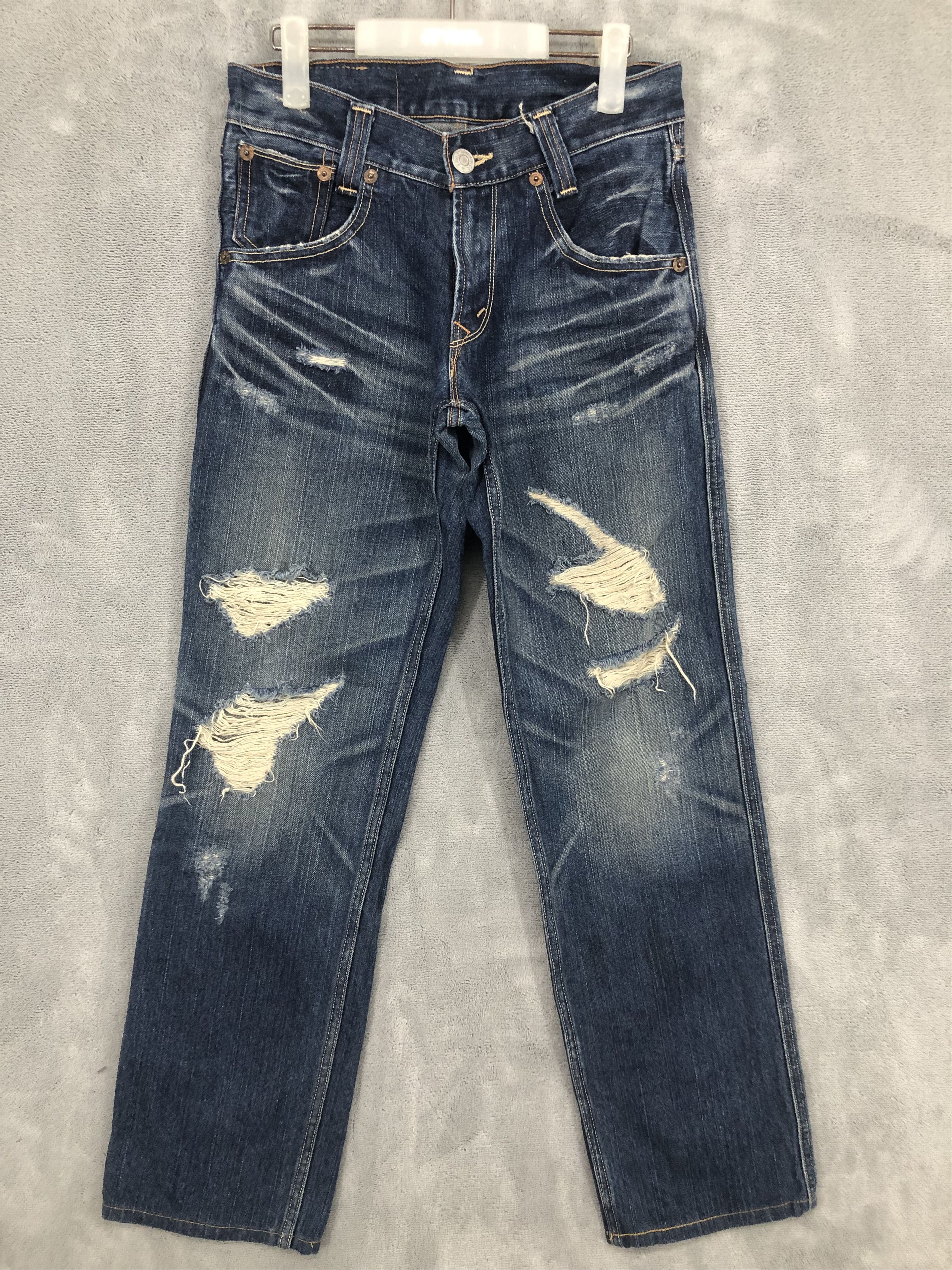 Levi's Levis 702 Distressed Jeans 28x30 - T78 Size US 28 / EU 44 - 1 Thumbnail