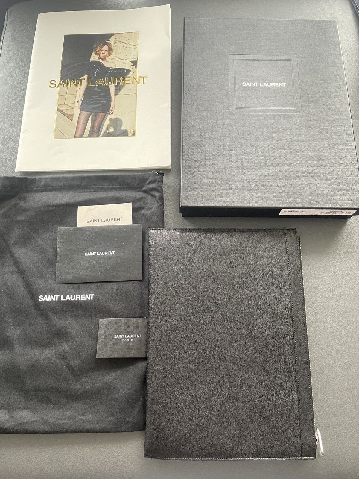 Hedi Slimane × Saint Laurent Paris × Yves Saint Laurent Brand NEW Saint Laurent Runway Leather Bag with Studs Size ONE SIZE - 15 Thumbnail
