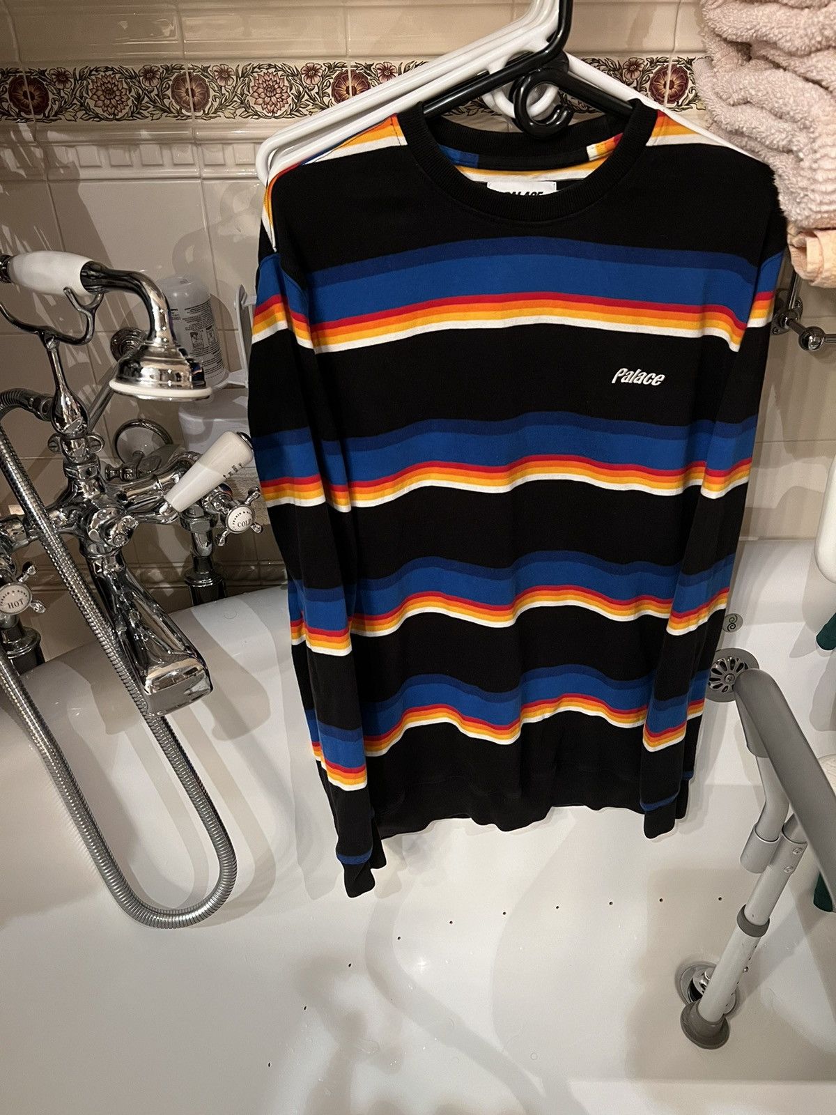 トップス PALACE Striper Crew Smeat Palace Striper 320 Crew | Grailed