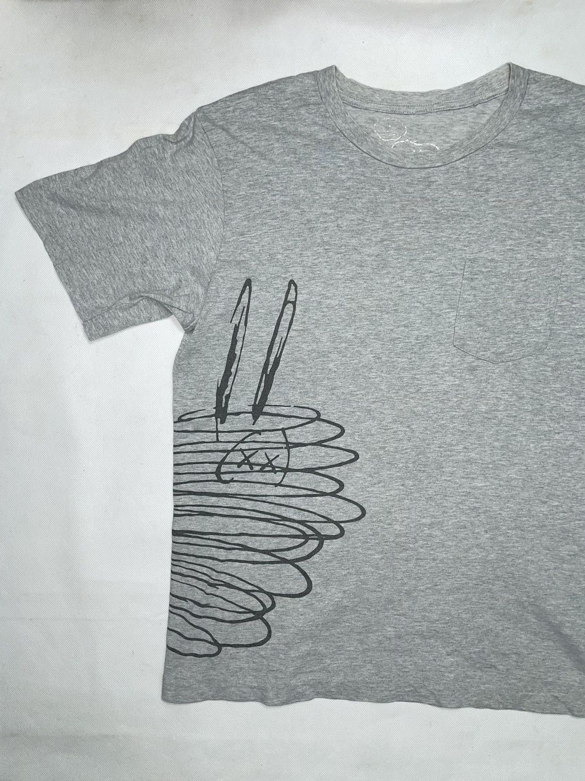 Kaws × Vintage Vintage Kaws Peanuts Uniqlo shirt L plain off japan rare Size US M / EU 48-50 / 2 - 1 Thumbnail