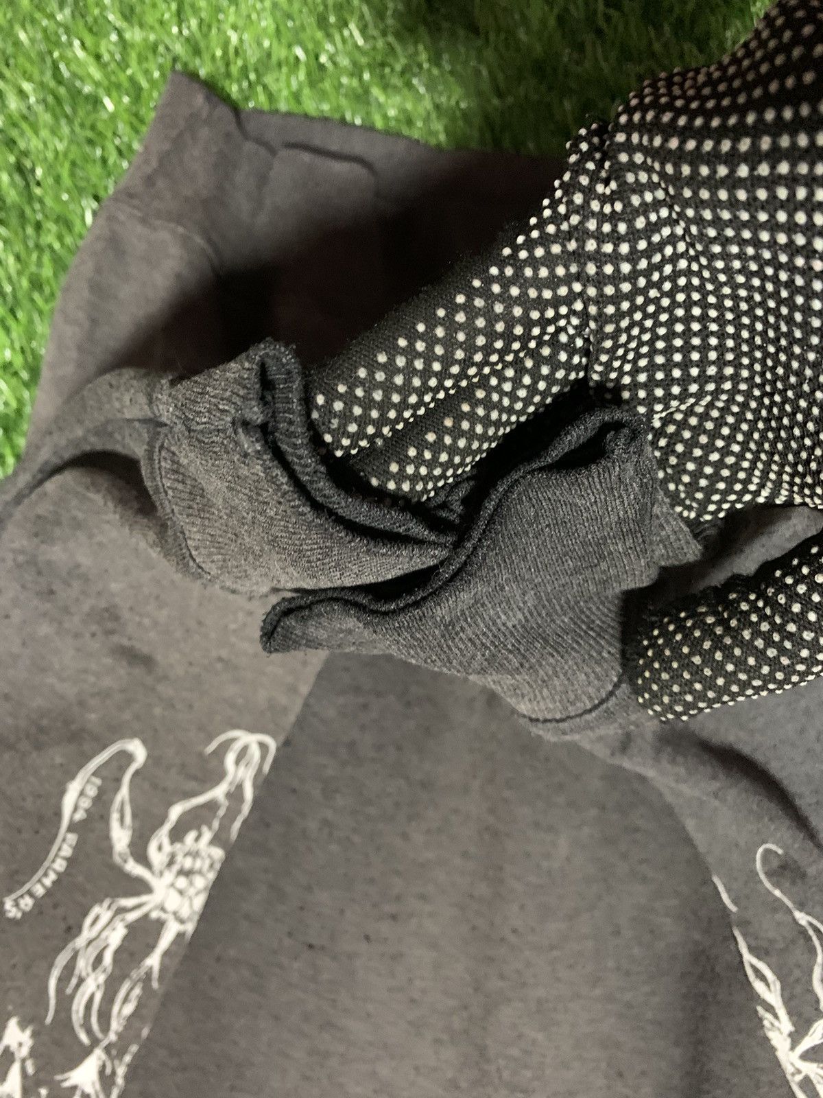Vintage Vintage Devil Dozen Motorcycle Gang Sweatshirt Size US S / EU 44-46 / 1 - 11 Thumbnail