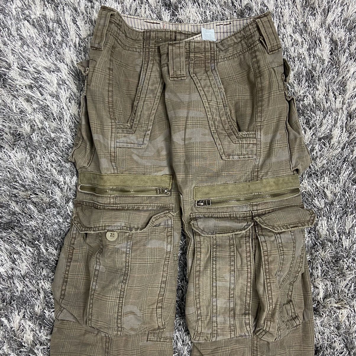 Japanese Brand MULTIPOCKET TACTICAL CARGO BONDAGE PANTS 3207 Size US 33 - 2 Thumbnail