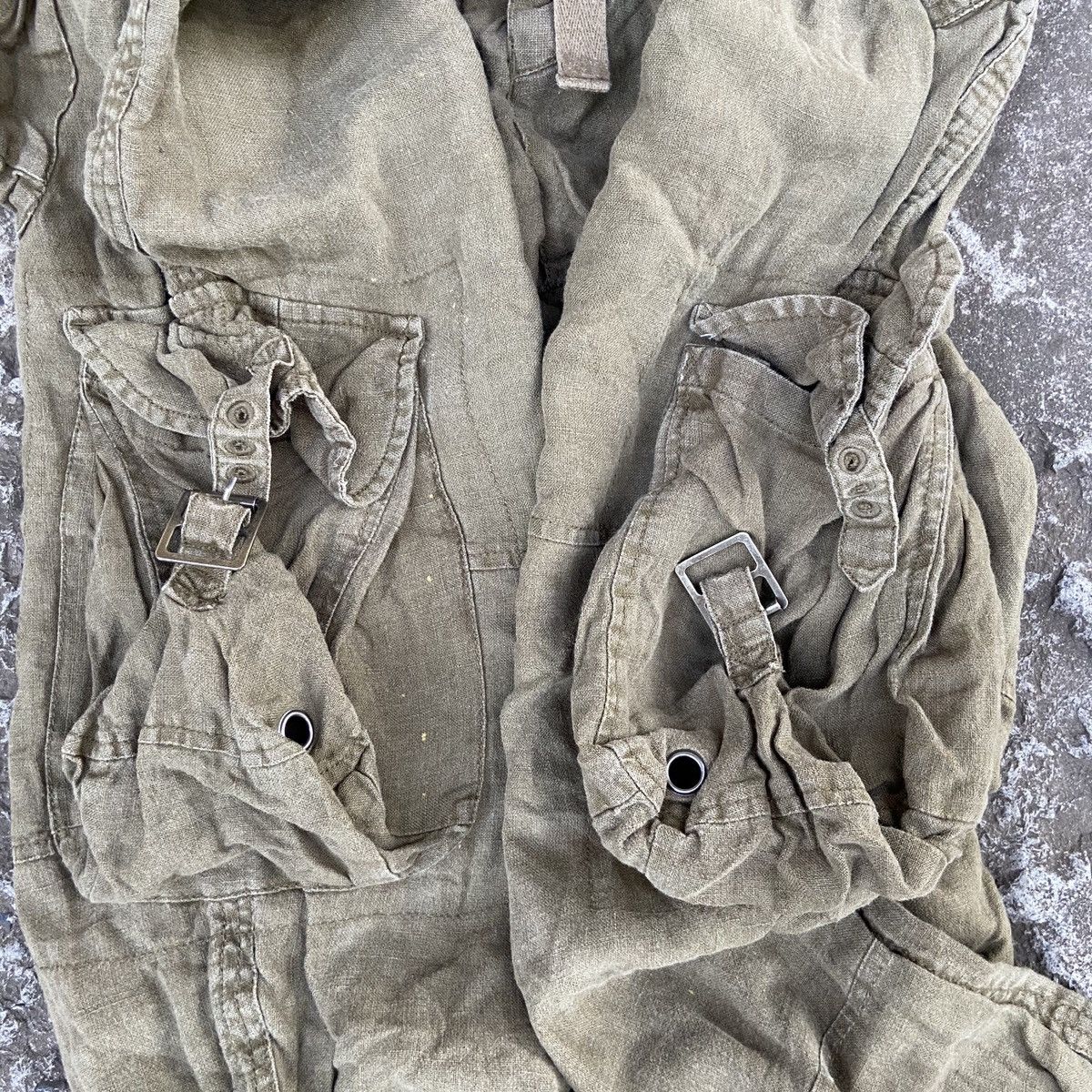 Japanese Brand 1980s DISTRESSED MULTIPOCKET CARGO PANTS “ORGANIC LINEL” Size US 32 / EU 48 - 2 Thumbnail