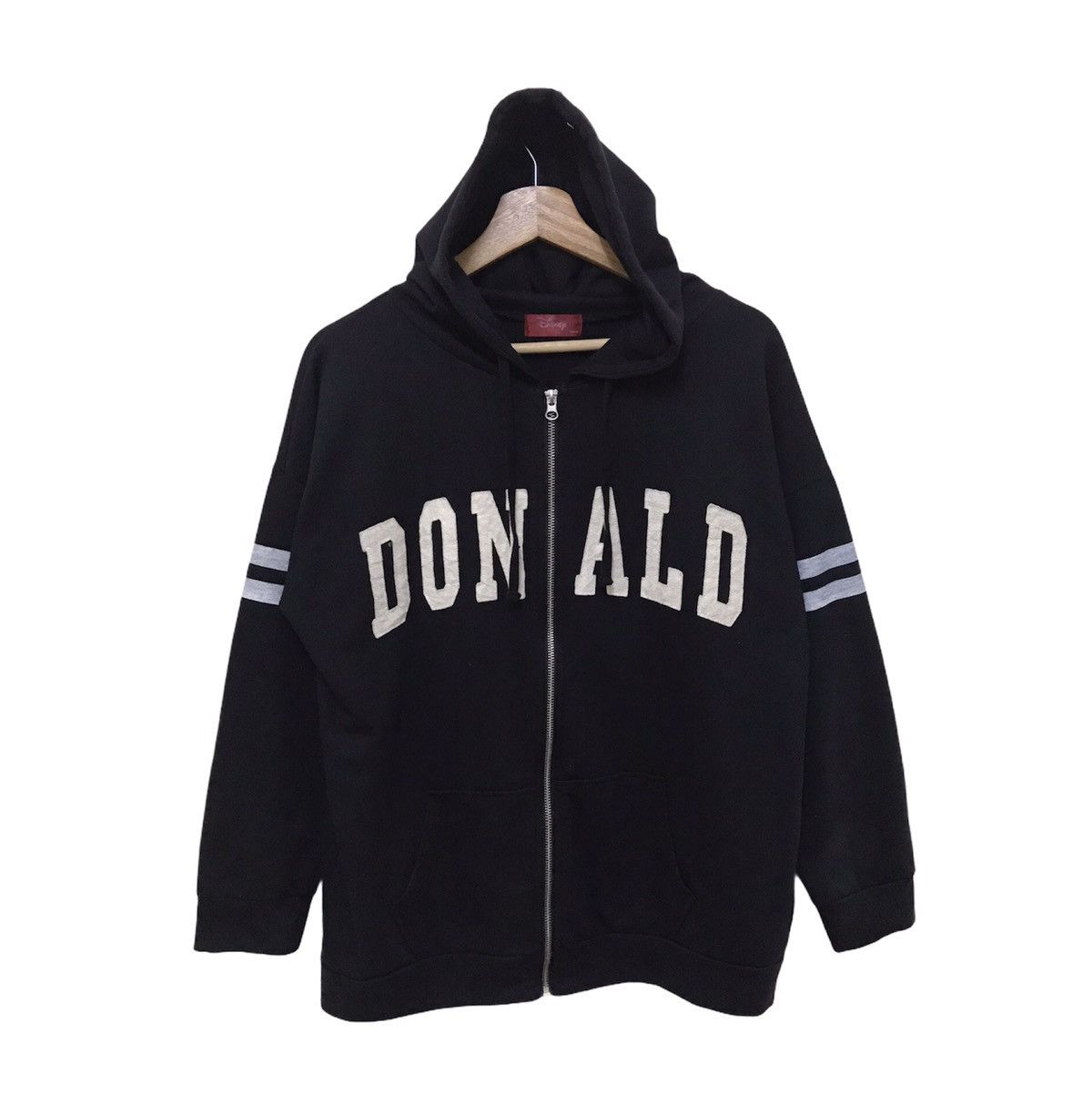 Disney Disney Donald Duck Hoodie Streetwear Big Logo Size US L / EU 52-54 / 3 - 4 Thumbnail