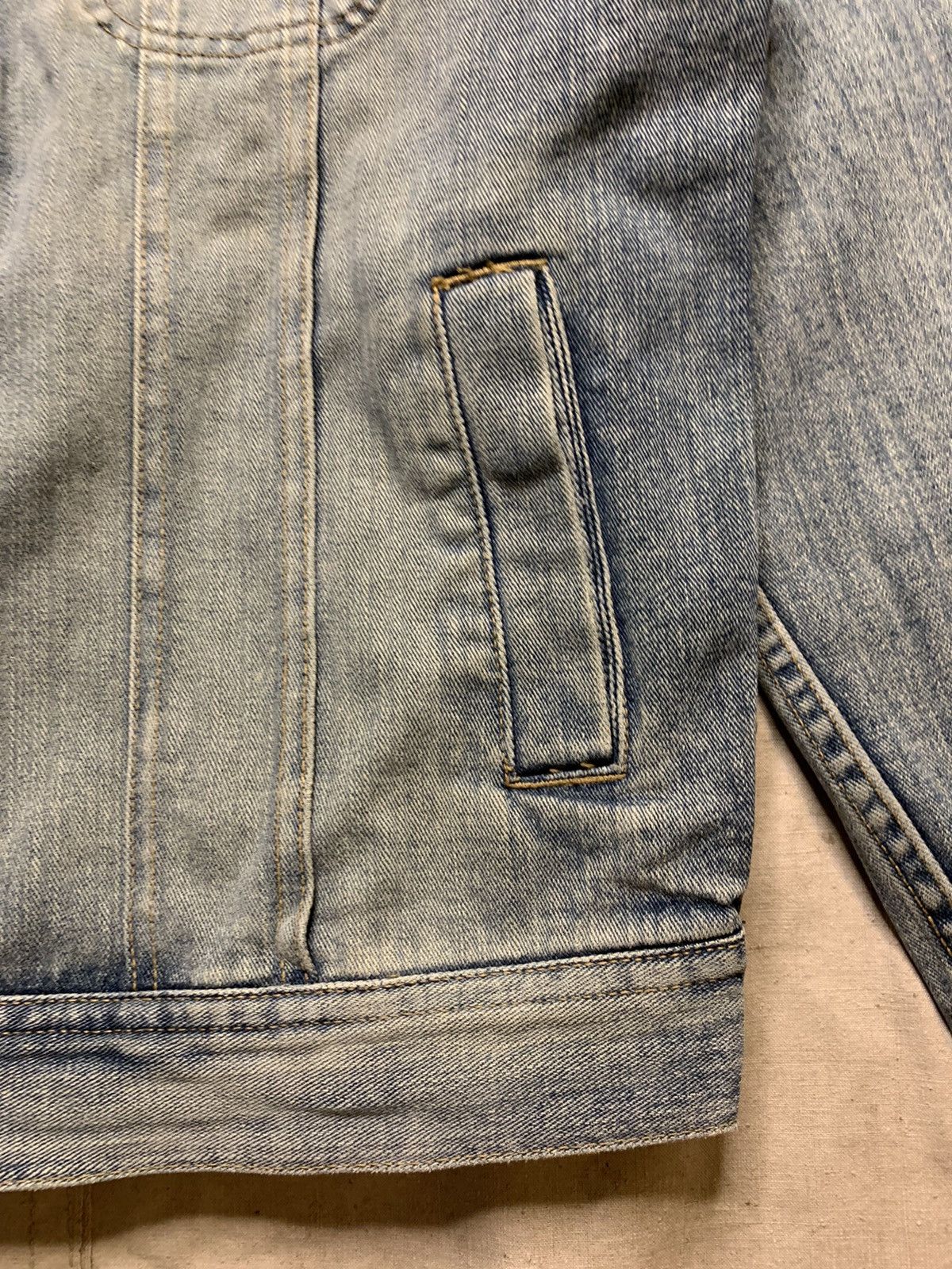 Japanese Brand Vintage Y2K Stonewashed Denim Jacket Size US L / EU 52-54 / 3 - 6 Thumbnail