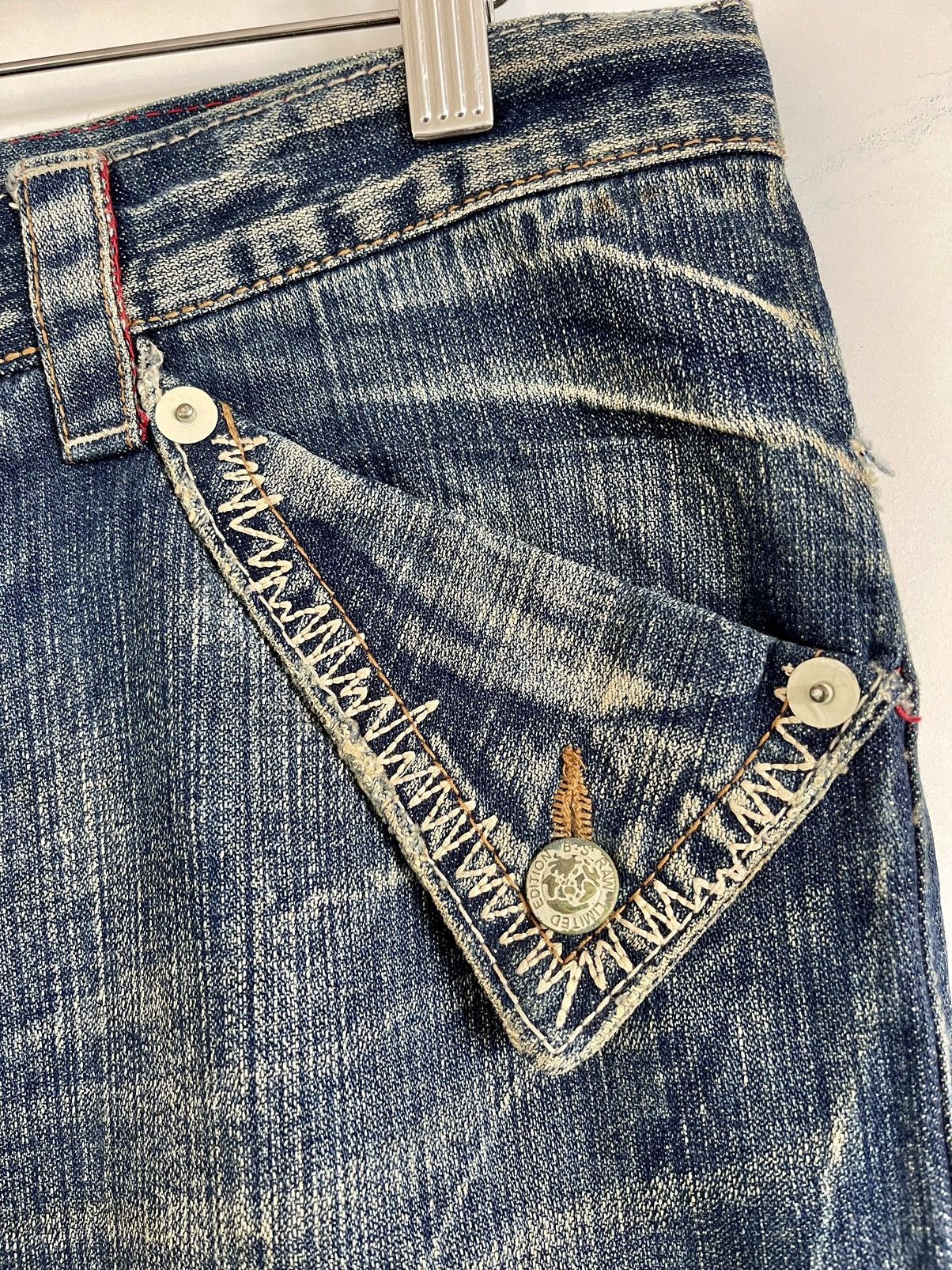 Japanese Brand VINTAGE90s🔥🔥BS RAW BUCKLE BACK LIMITED EDITION SIZE 34X33.5 Size US 34 / EU 50 - 6 Thumbnail