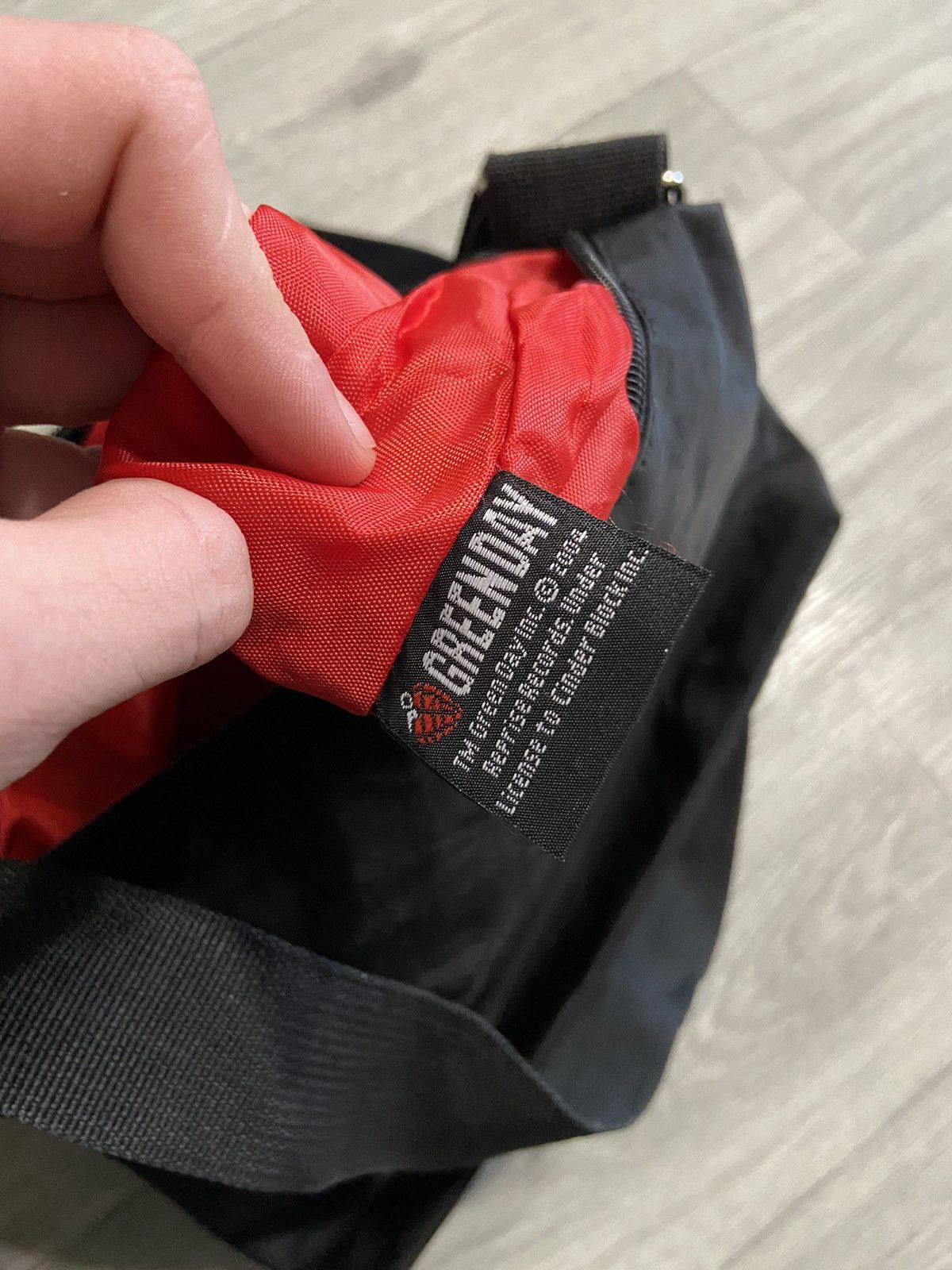 Japanese Brand Y2K Green Day Multipocket Crossbody Bag Size ONE SIZE - 9 Thumbnail