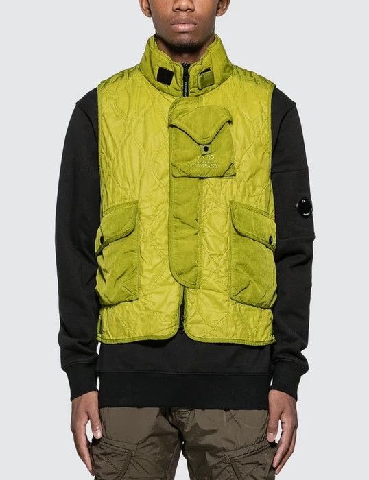 C.P. Company Ripstop Nylon Green Padded Gilet Size US XL / EU 56 / 4 - 2 Thumbnail