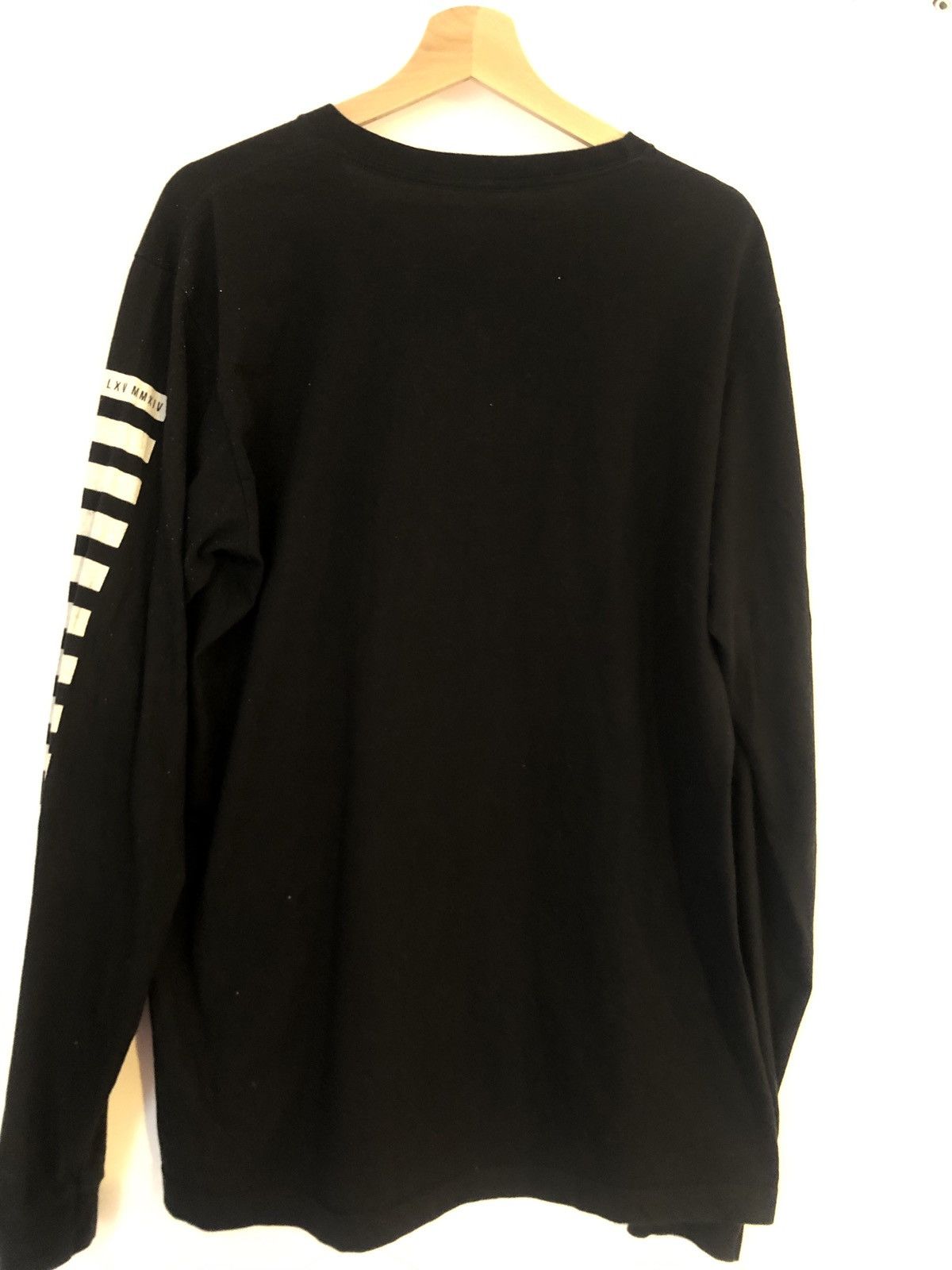 Other *RARE* 2014 Official Issue XO The Weeknd Long Sleeve Size US L / EU 52-54 / 3 - 6 Thumbnail