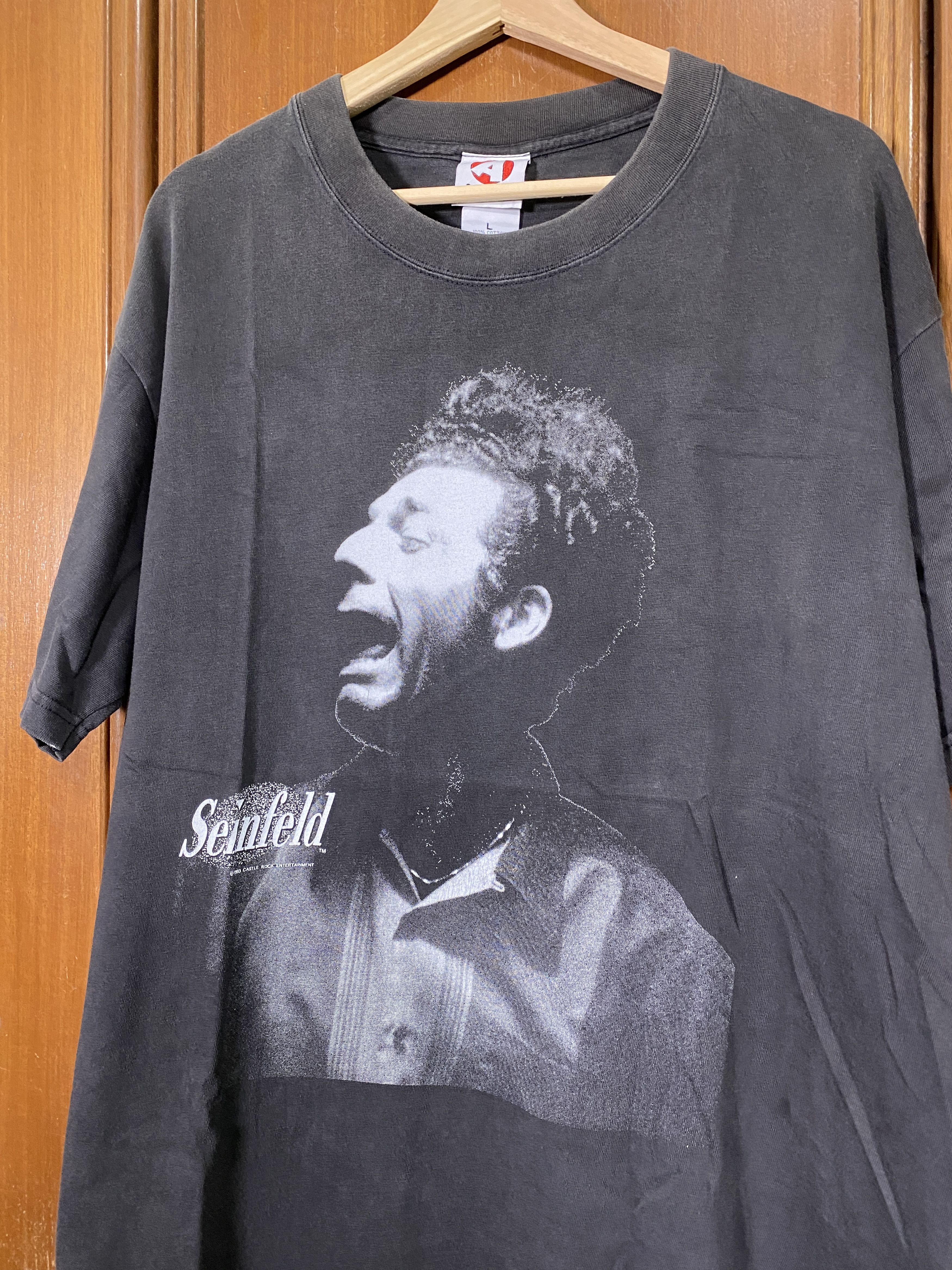 Vintage Vintage Seinfeld Kramer Sitcom Tee Size US XL / EU 56 / 4 - 2 Thumbnail
