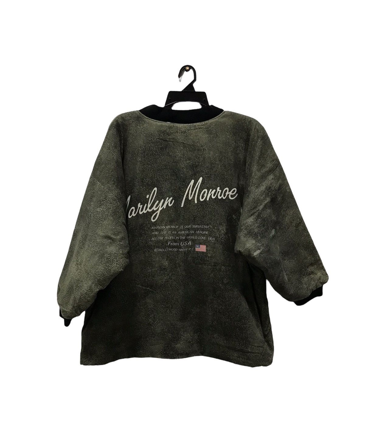 Marilyn Monroe Hollywood Movie P.C. CLOAKS & CAPES