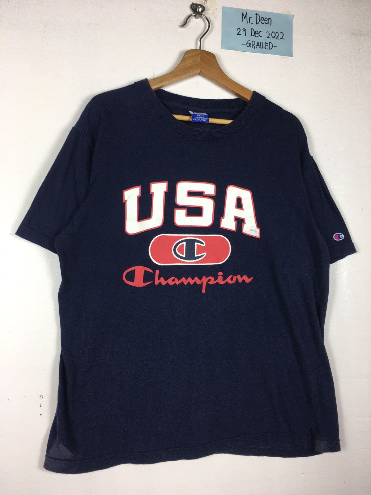 Champion Rare Champion USA Big Logo Spellout Tshirt Size US L / EU 52-54 / 3 - 2 Thumbnail