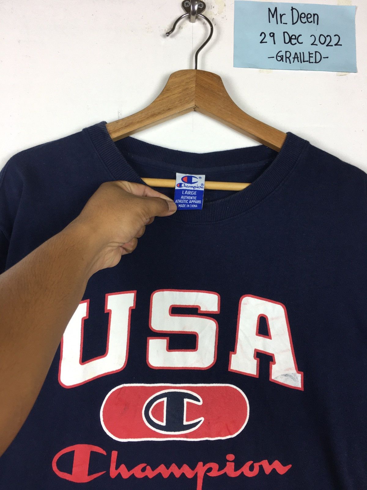 Champion Rare Champion USA Big Logo Spellout Tshirt Size US L / EU 52-54 / 3 - 6 Thumbnail