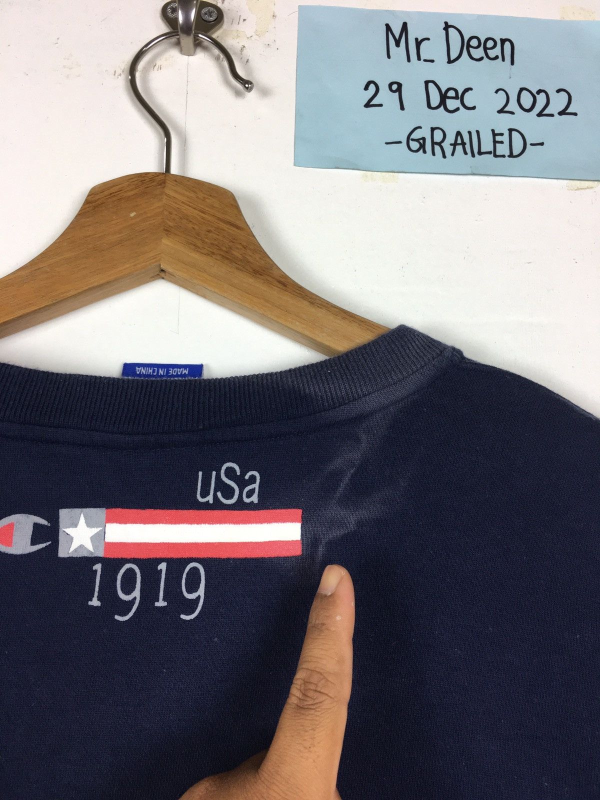 Champion Rare Champion USA Big Logo Spellout Tshirt Size US L / EU 52-54 / 3 - 14 Thumbnail