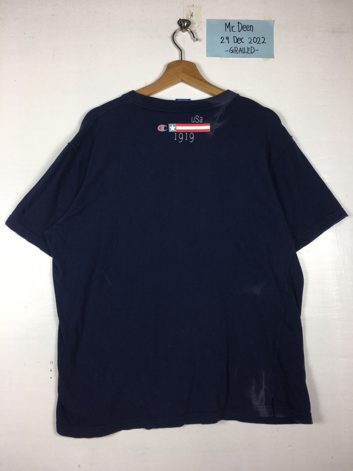 Champion Rare Champion USA Big Logo Spellout Tshirt Size US L / EU 52-54 / 3 - 11 Thumbnail