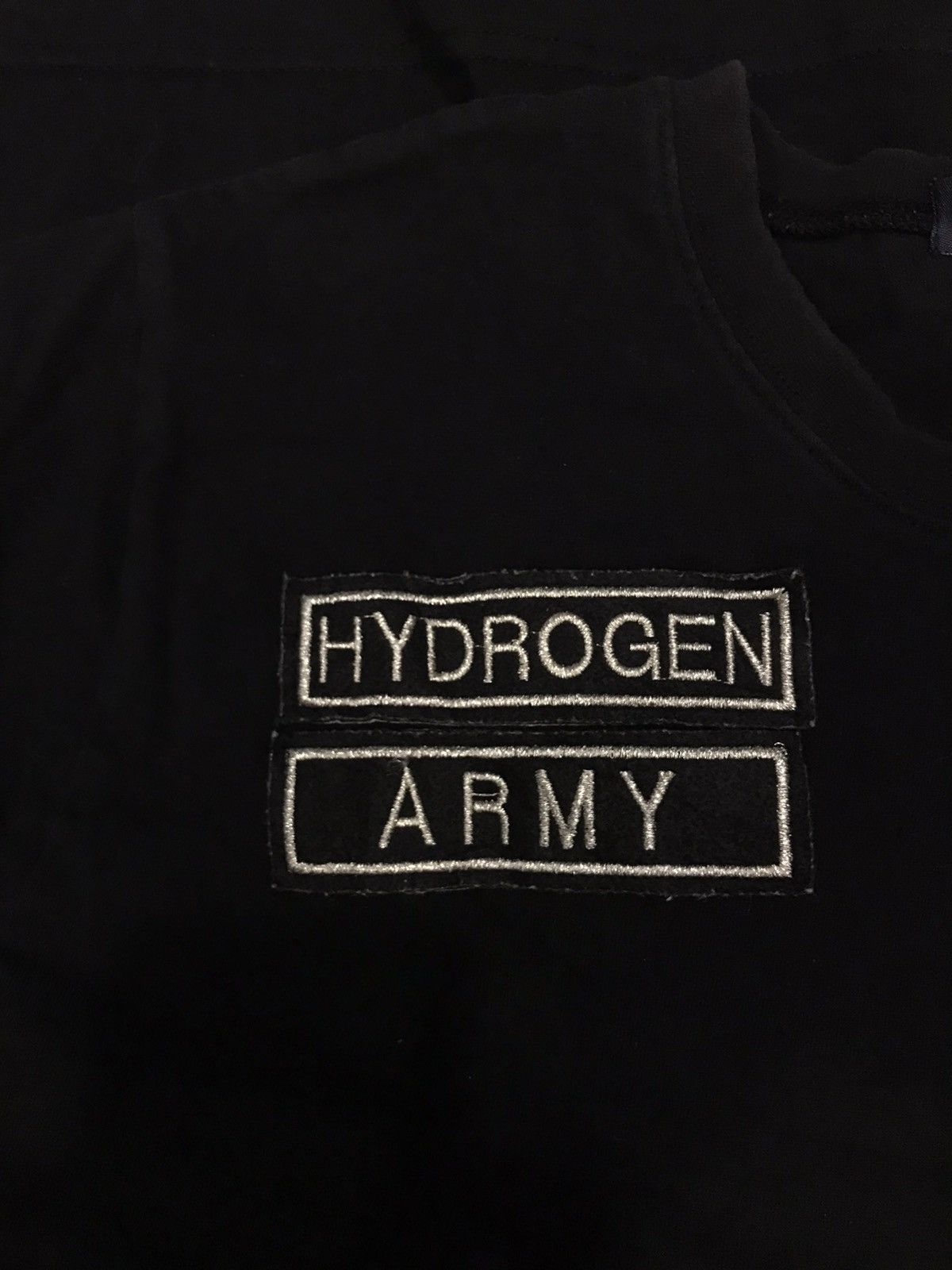 HYDROGEN Skull Hydrogen Army patches tshirt Size US M / EU 48-50 / 2 - 4 Thumbnail