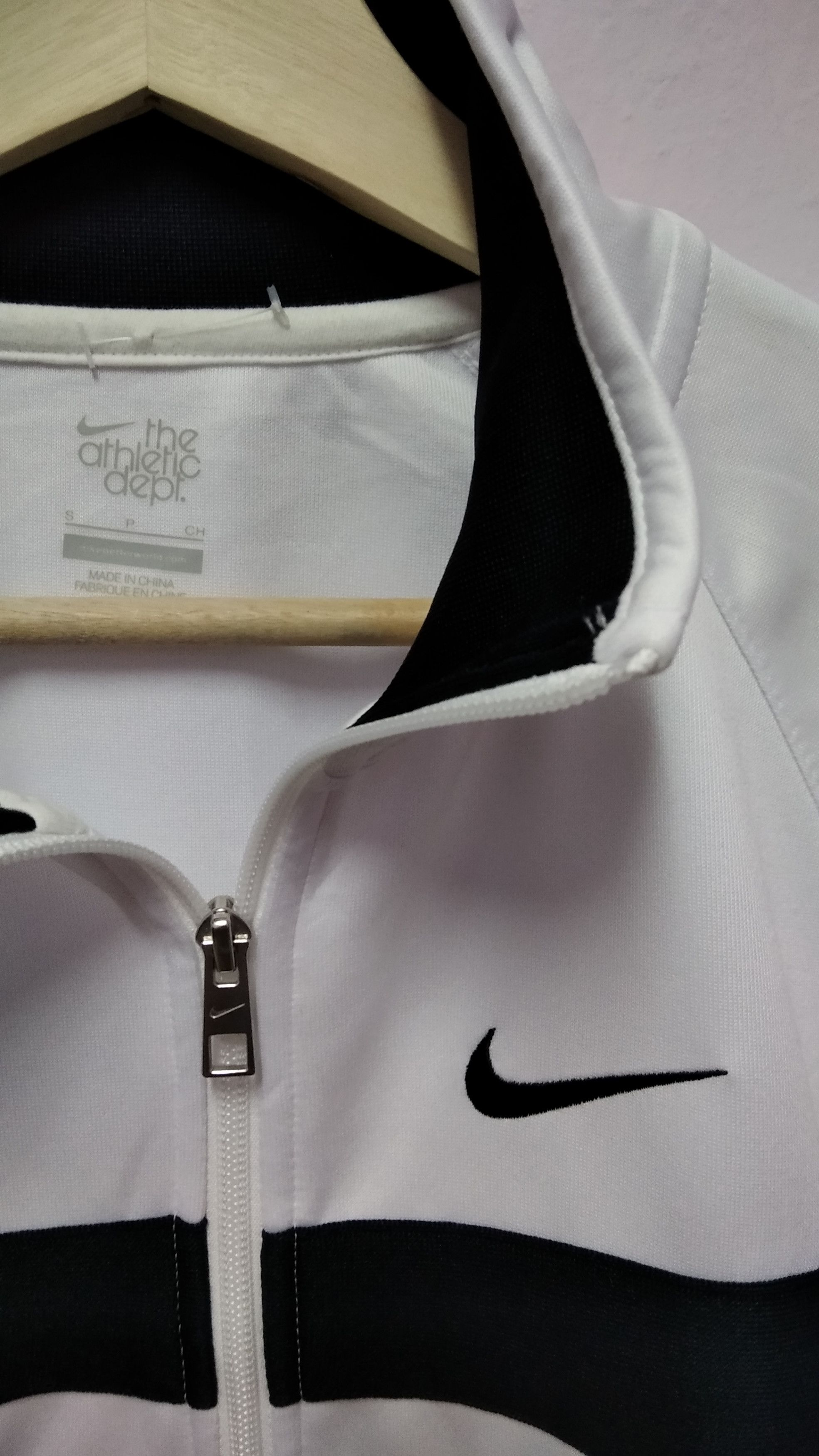 Nike Vintage Nike Smooth Streetwear Sweaters Size US S / EU 44-46 / 1 - 5 Thumbnail