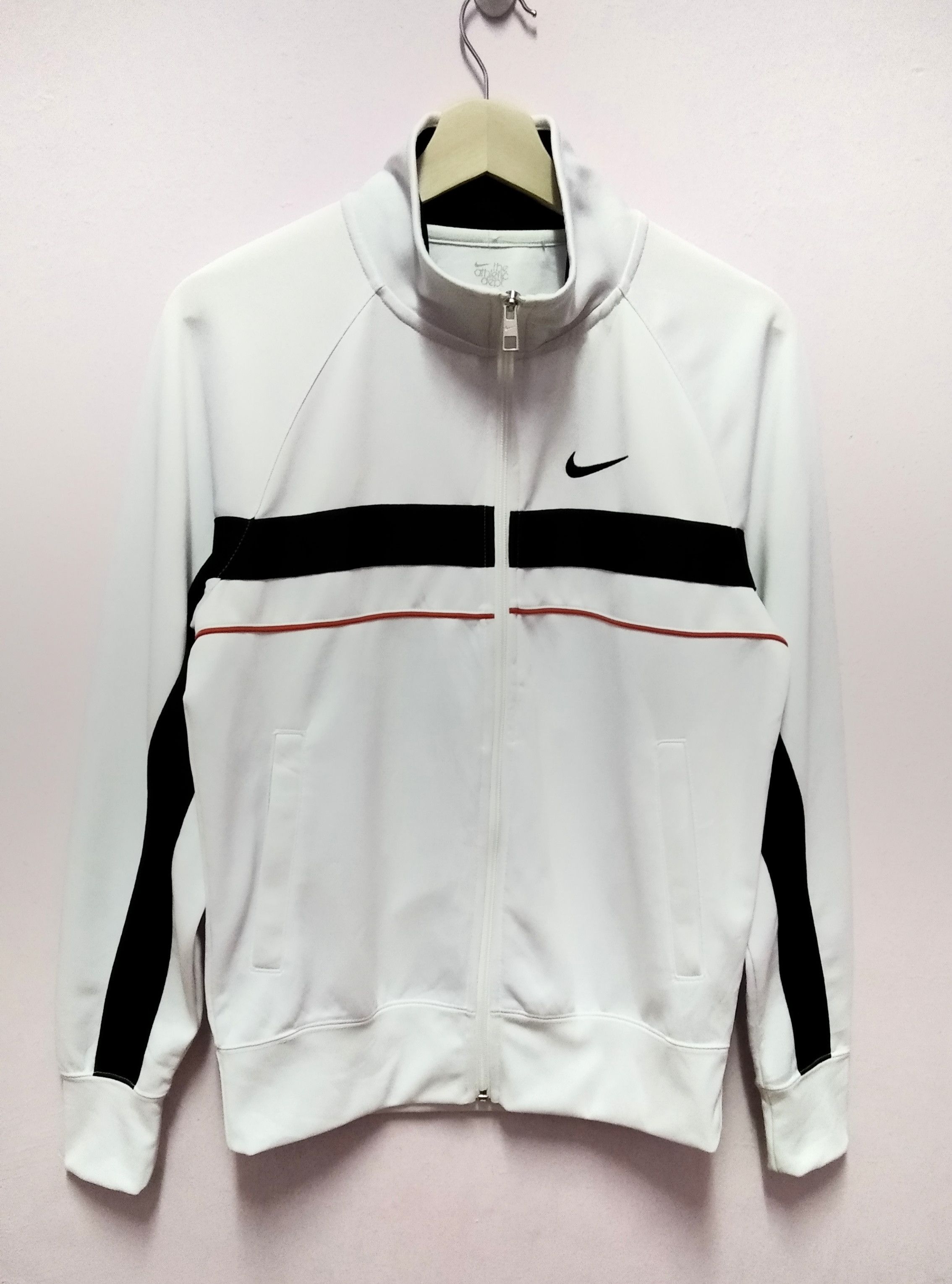 Nike Vintage Nike Smooth Streetwear Sweaters Size US S / EU 44-46 / 1 - 2 Thumbnail