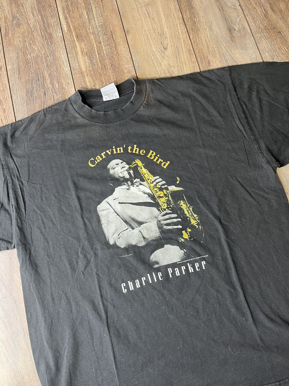 Vintage 90s Charlie Parker carvin the bird band t shirt