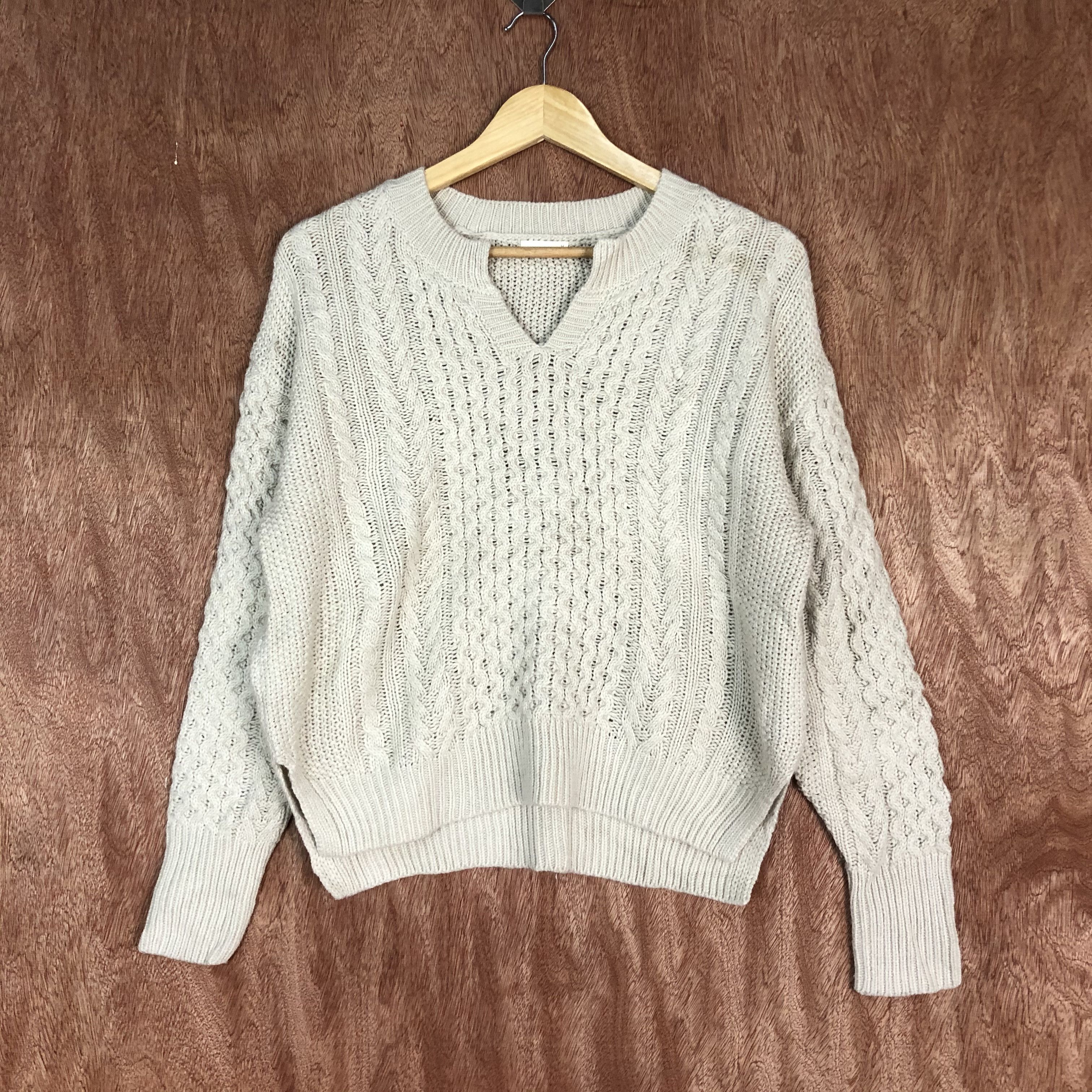 Vintage GU japan WHite cable Knitwear #c467 Size US M / EU 48-50 / 2 - 1 Thumbnail