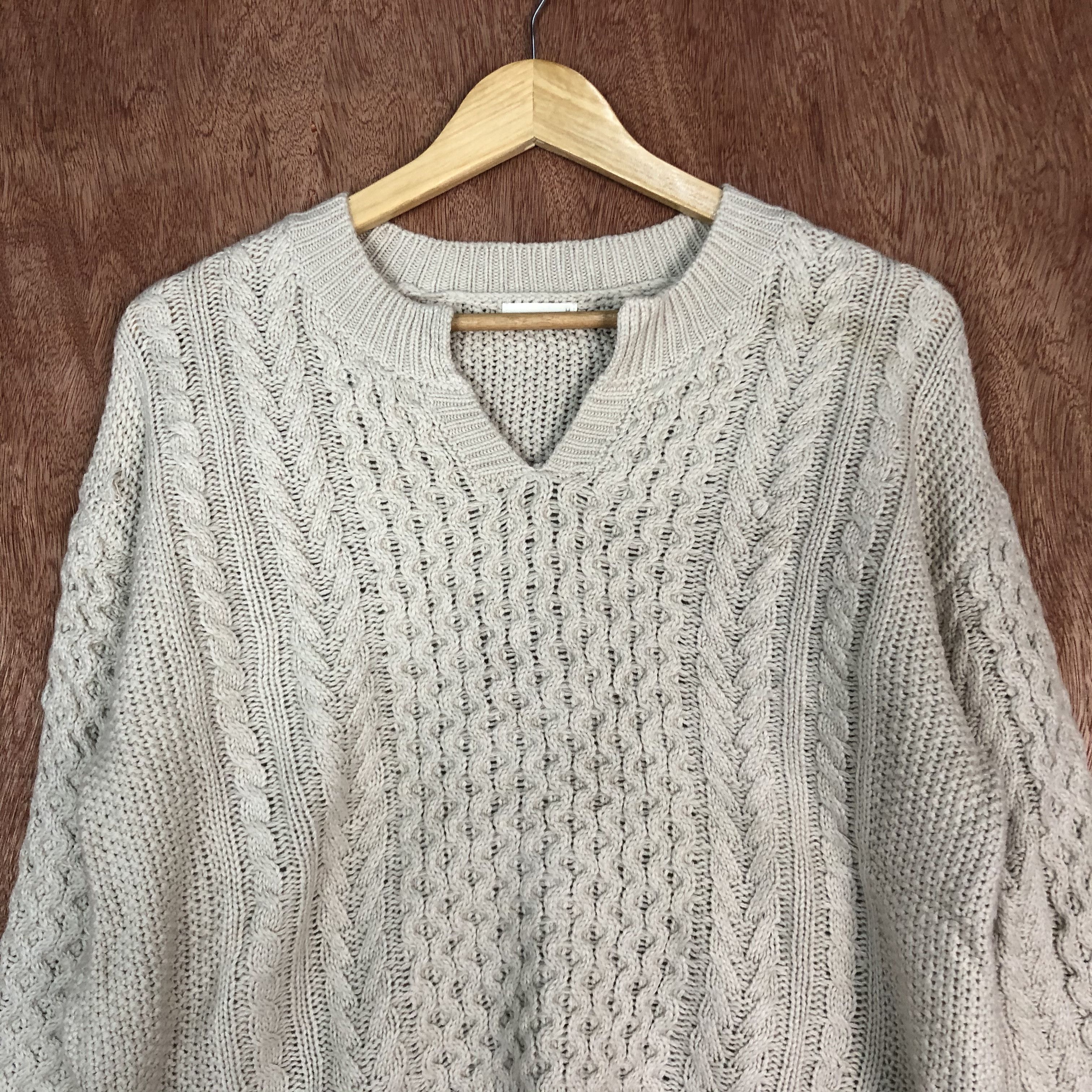 Vintage GU japan WHite cable Knitwear #c467 Size US M / EU 48-50 / 2 - 8 Thumbnail