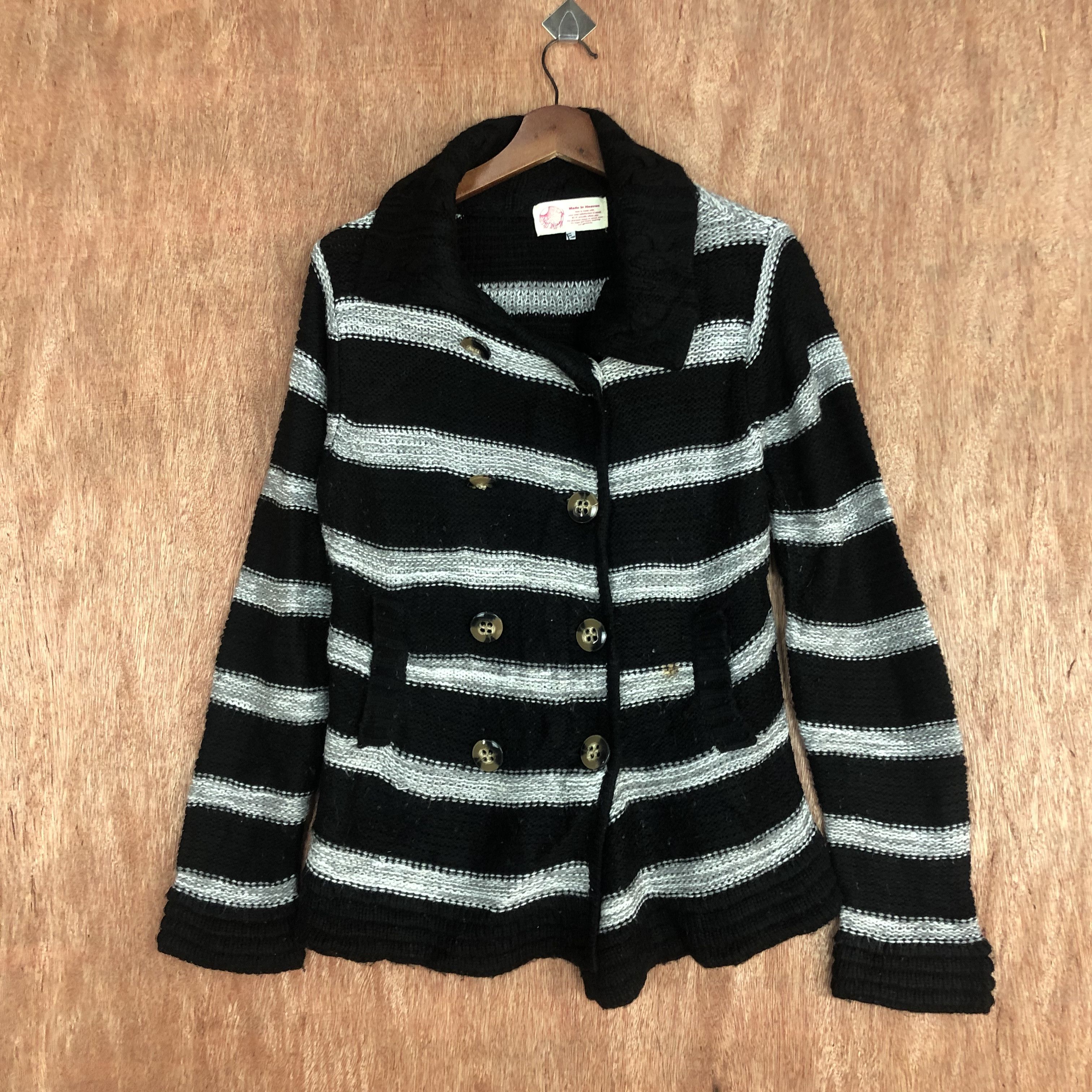 Made in Heaven Japan Stripe Black White Shag Knitwear #c462