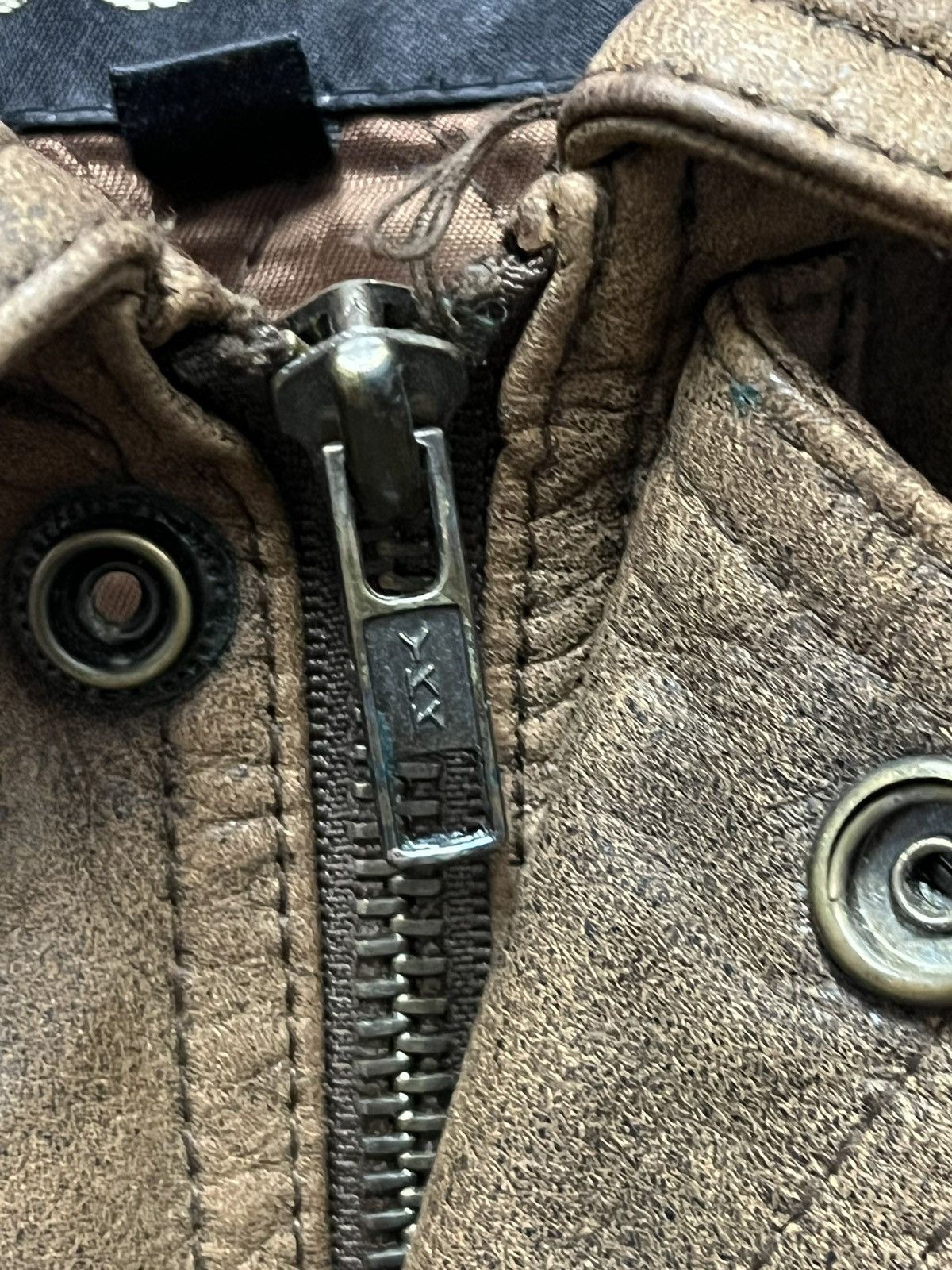 Vintage Suntory coffee Boss Classic zipper leather jacket big logo Size US L / EU 52-54 / 3 - 8 Thumbnail