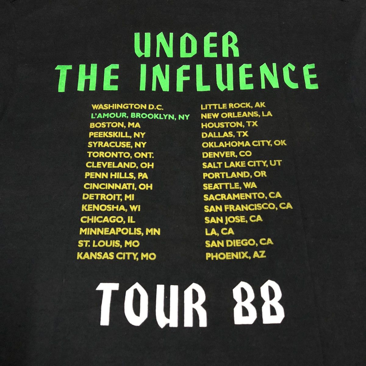 Band Tees Vintage Over Kill - Under The a influence Tour 1988 Size US M / EU 48-50 / 2 - 8 Thumbnail