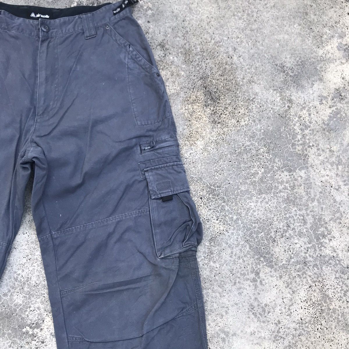 Airwalk Vintage Airwalk 9 Pockets Faded Tactical Cargo Pants Size US 31 - 5 Thumbnail