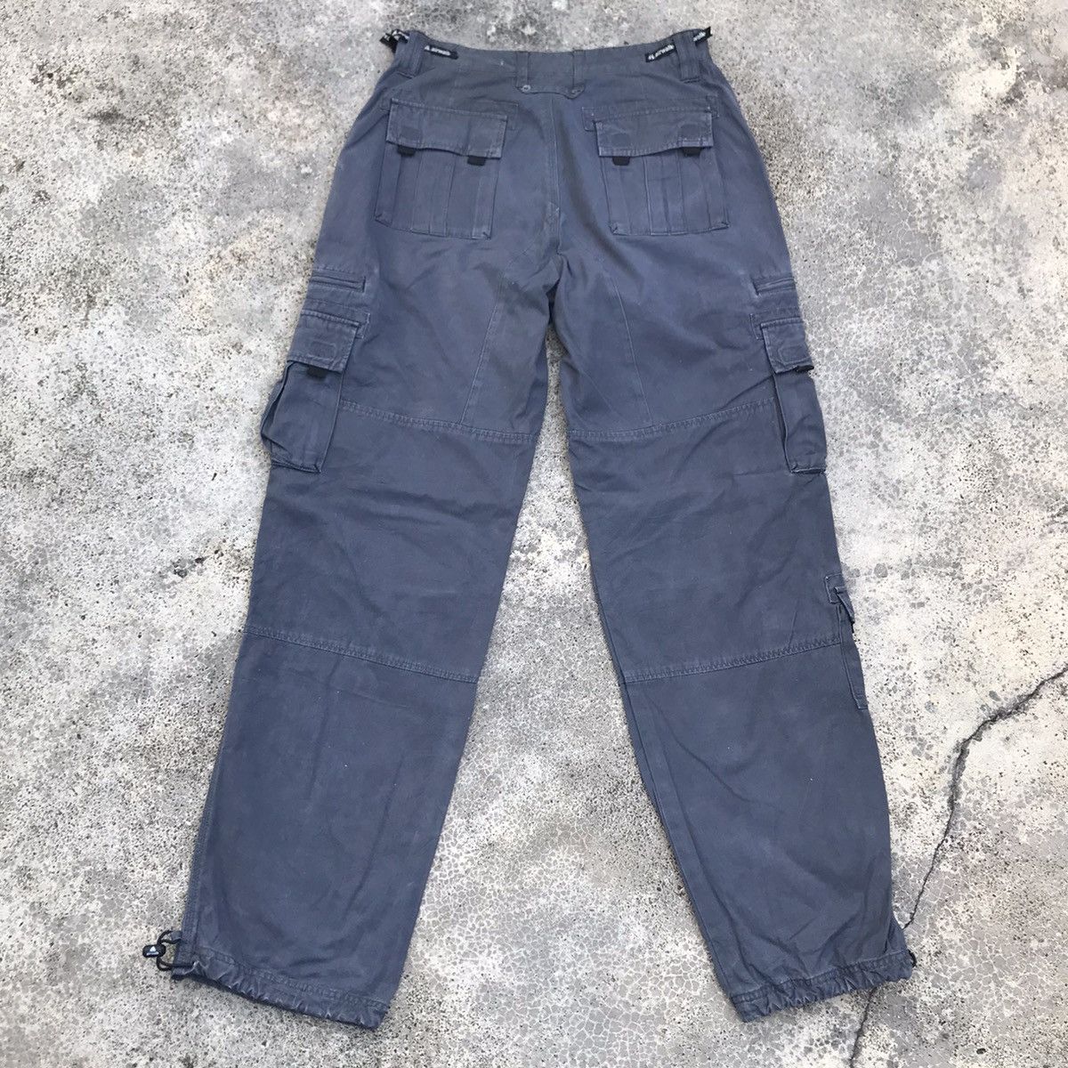 Airwalk Vintage Airwalk 9 Pockets Faded Tactical Cargo Pants Size US 31 - 12 Thumbnail