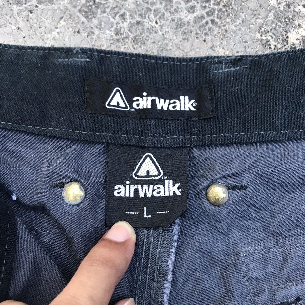 Airwalk Vintage Airwalk 9 Pockets Faded Tactical Cargo Pants Size US 31 - 9 Thumbnail