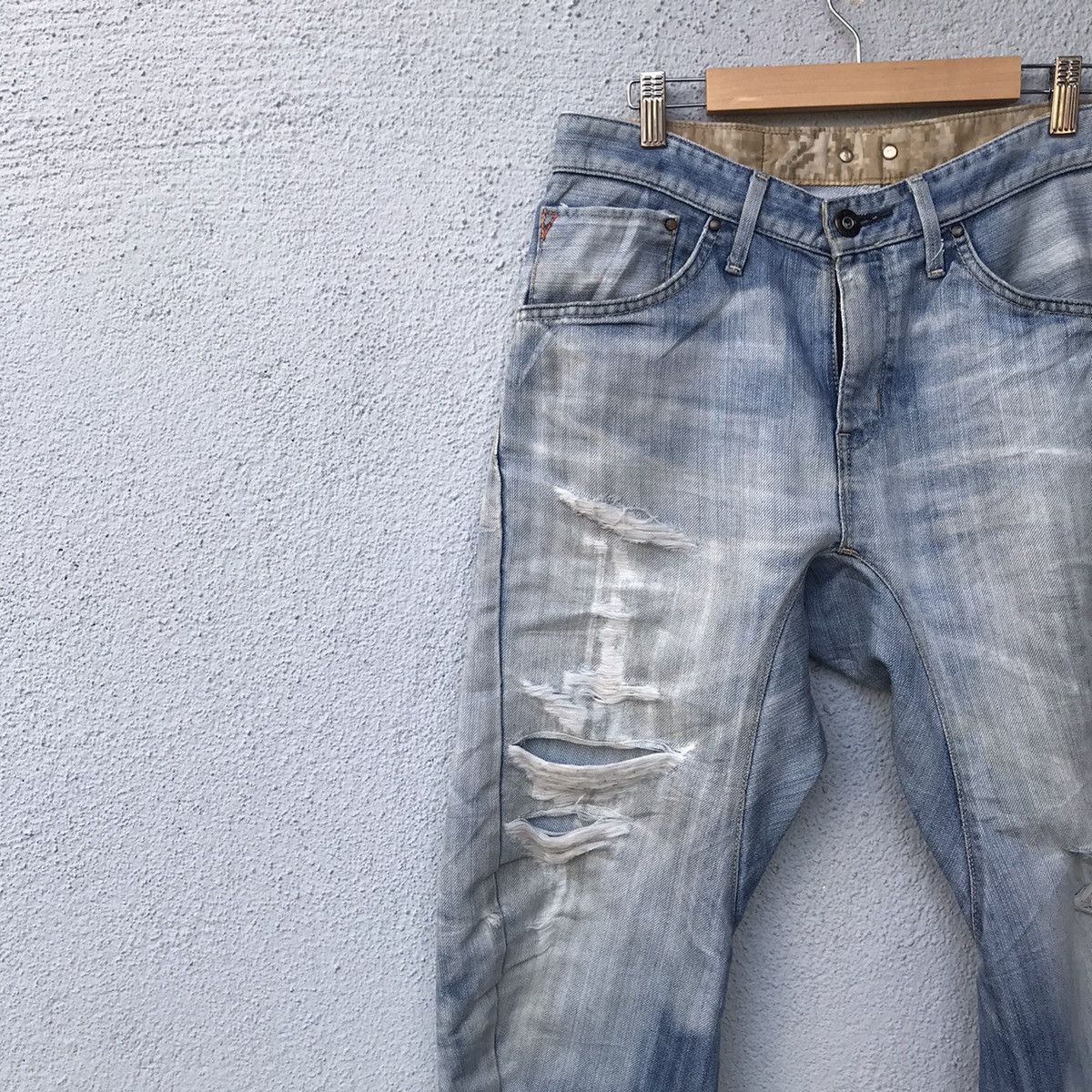Edwin Vintage Edwin Denim Distressed Crotch-C Faded Jeans Size US 32 / EU 48 - 4 Thumbnail