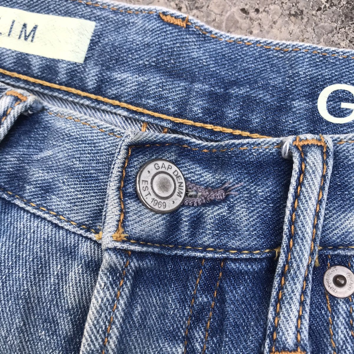 Japanese Brand Vintage Gap Denim Paint Splattered Faded Light Wash Jeans Size US 32 / EU 48 - 6 Thumbnail