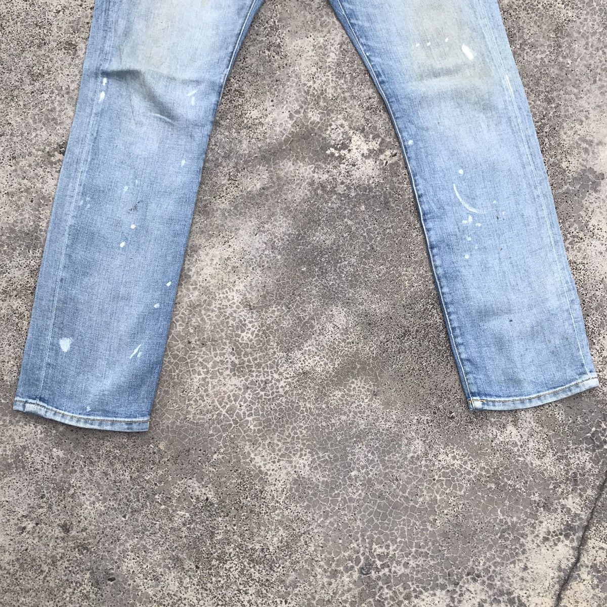 Japanese Brand Vintage Gap Denim Paint Splattered Faded Light Wash Jeans Size US 32 / EU 48 - 3 Thumbnail
