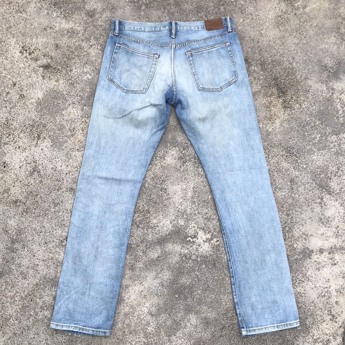 Japanese Brand Vintage Gap Denim Paint Splattered Faded Light Wash Jeans Size US 32 / EU 48 - 15 Thumbnail