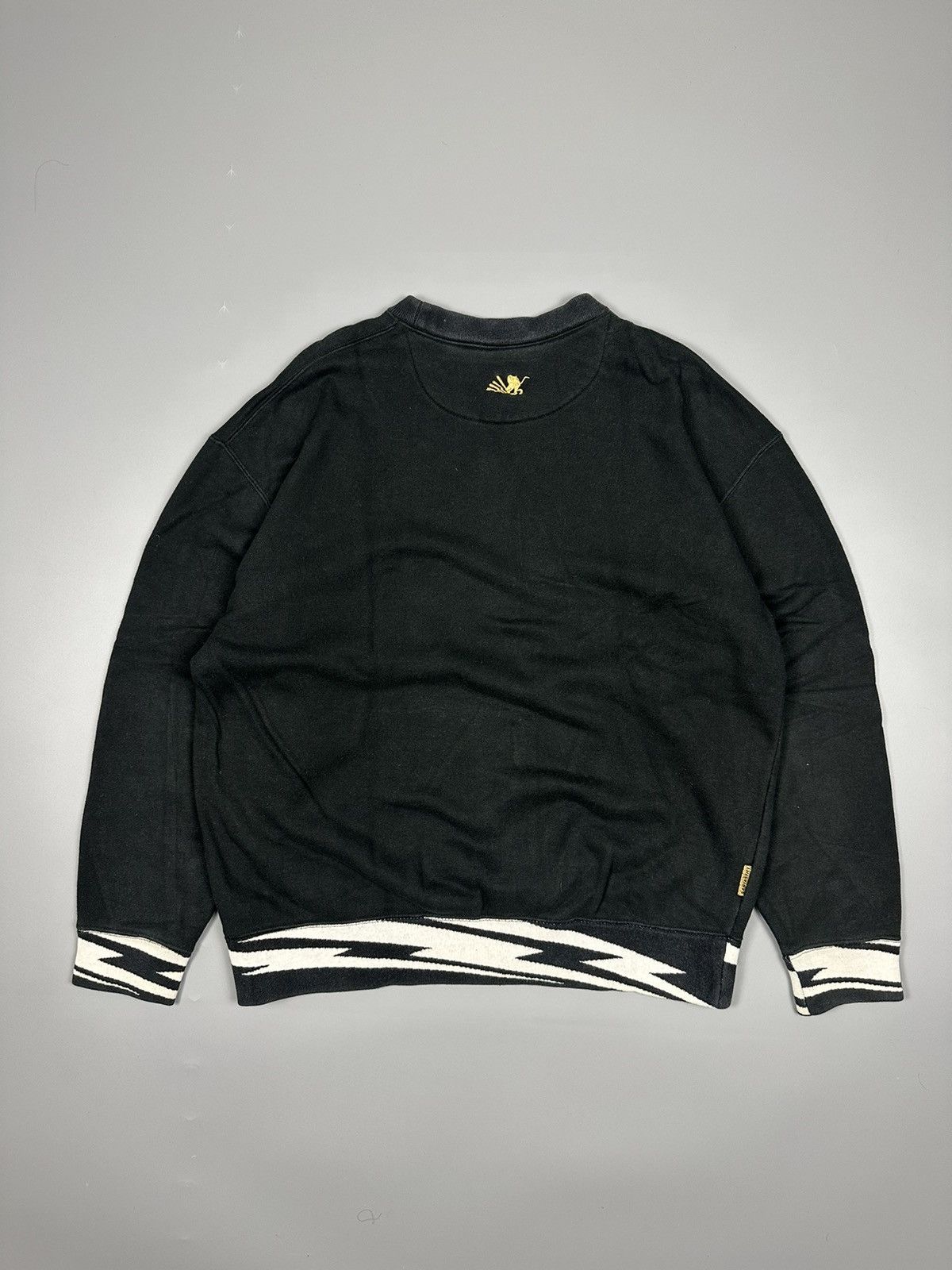 SANTASTIC SARU CENTER LOGO SWEATSHIRT