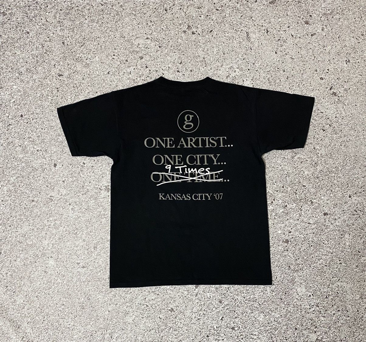 Band Tees × Vintage Vintage Garth Brooks Big Face Logo Tour 2007 T-shirt Size US L / EU 52-54 / 3 - 2 Thumbnail