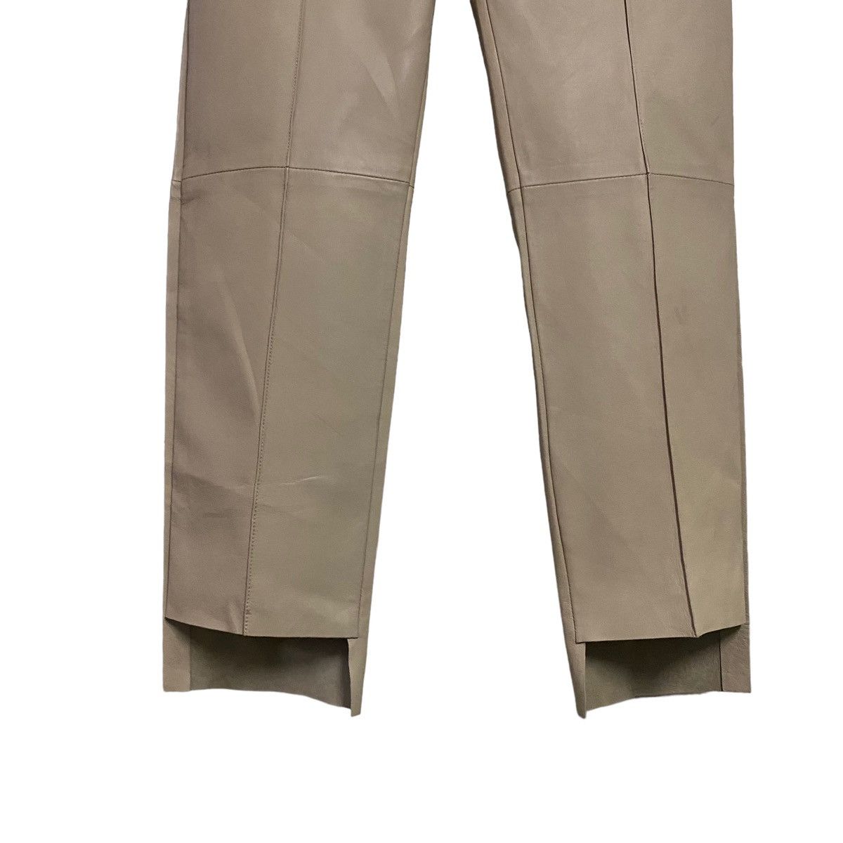 Salvatore Ferragamo Salvatore Ferragamo Leather Pants Size 26" / US 2 / IT 38 - 4 Thumbnail