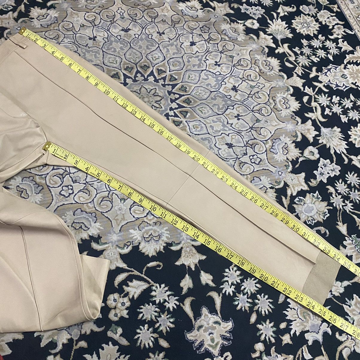 Salvatore Ferragamo Salvatore Ferragamo Leather Pants Size 26" / US 2 / IT 38 - 16 Thumbnail