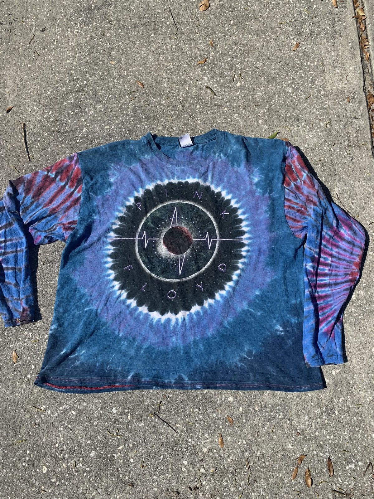 1/1 Your World vintage liquid blue Pink Floyd long sleeve