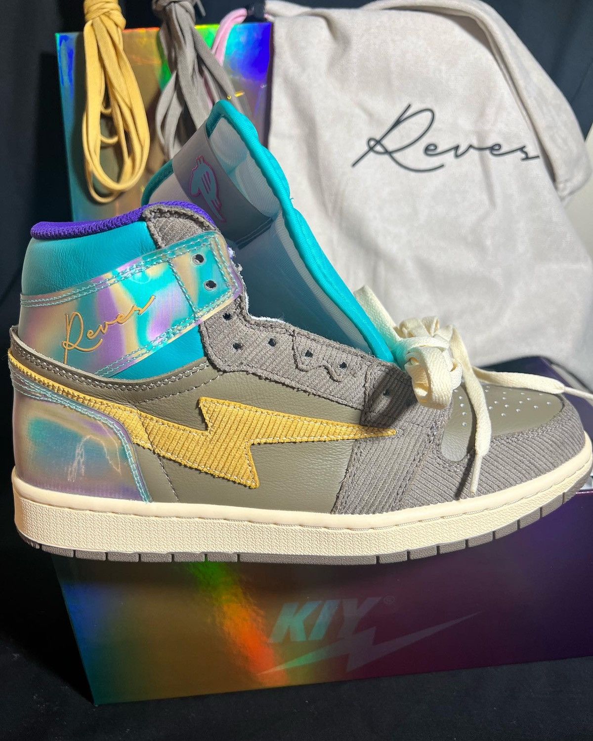 Designer LA exclusive Kool kiys Size US 11 / EU 44 - 3 Thumbnail