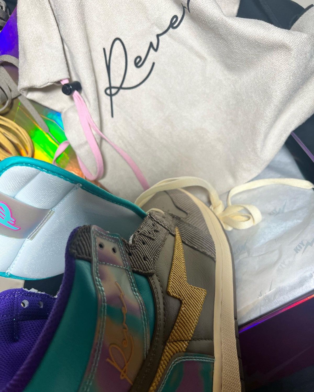 Designer LA exclusive Kool kiys Size US 11 / EU 44 - 2 Thumbnail